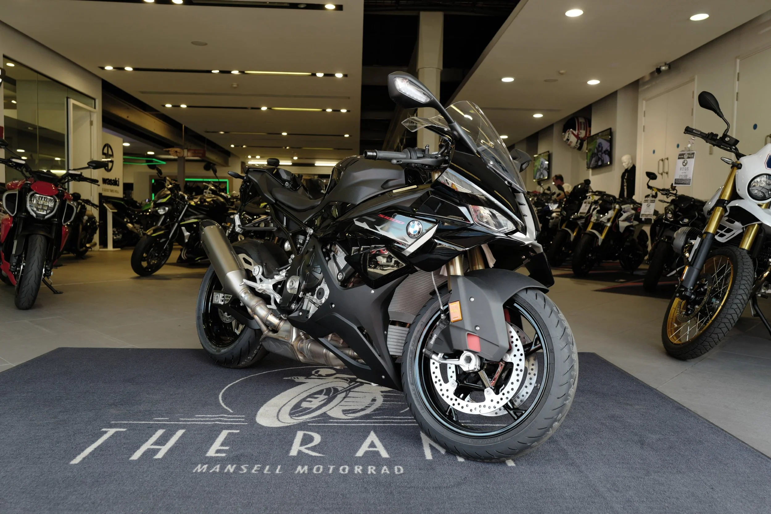 s1000rr.jpg