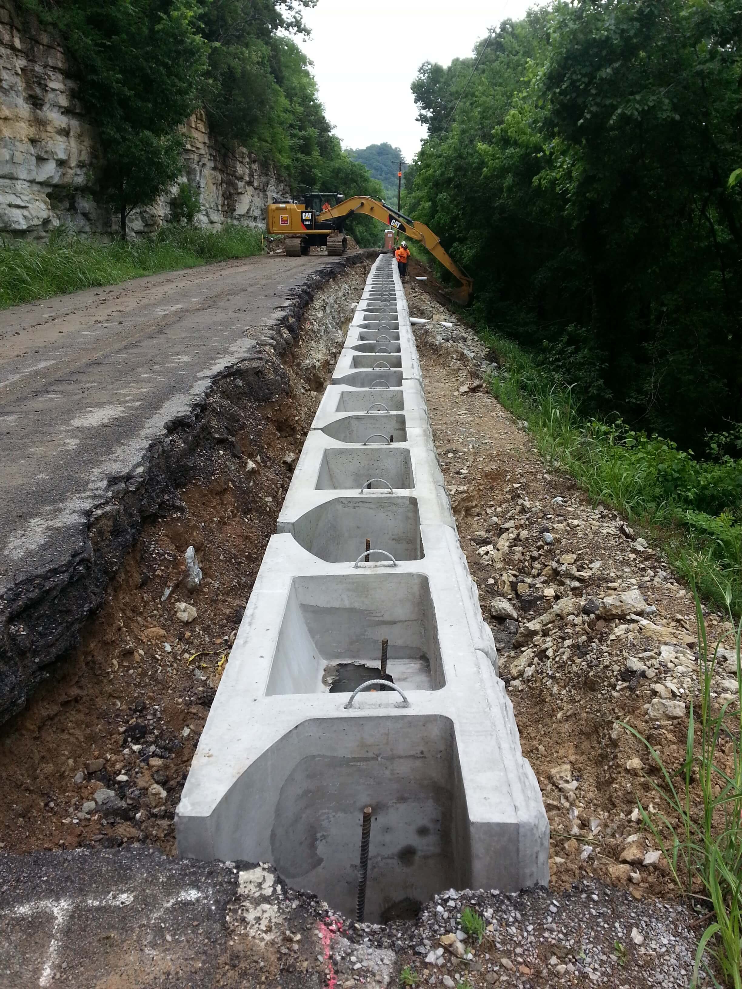 Roadway Embankment Reconstruction - Davidson County, TN