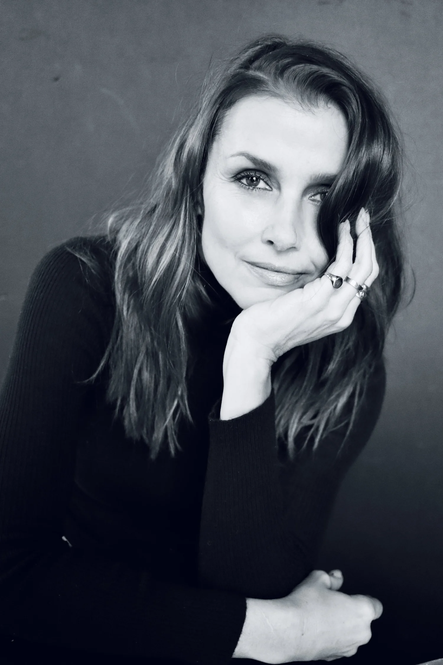 Bridget Moynahan — The Bare Magazine
