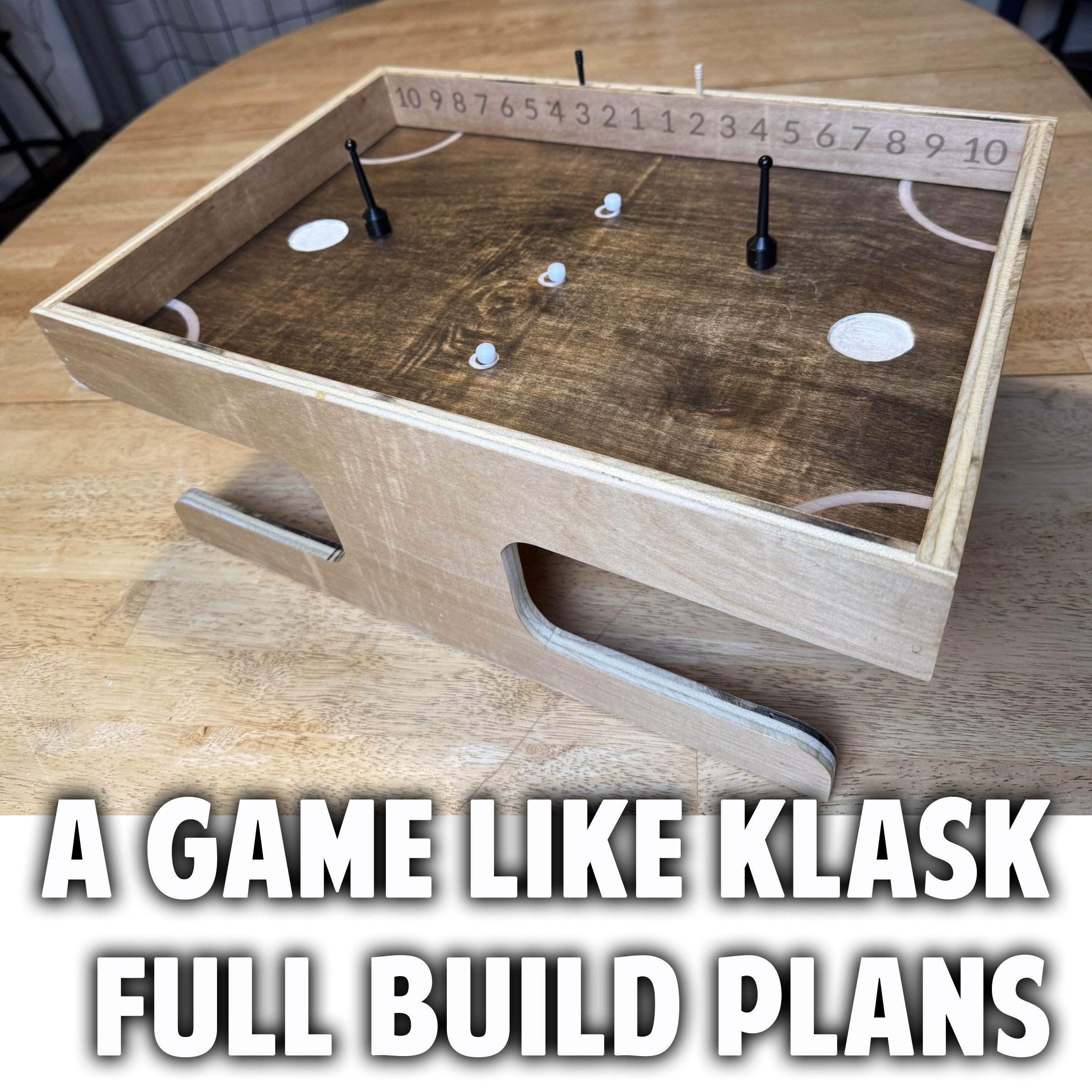 Klask copy1.jpg