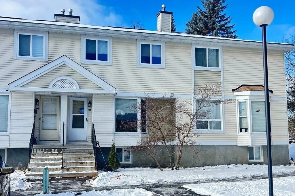 94 McDermot Ct | KANATA