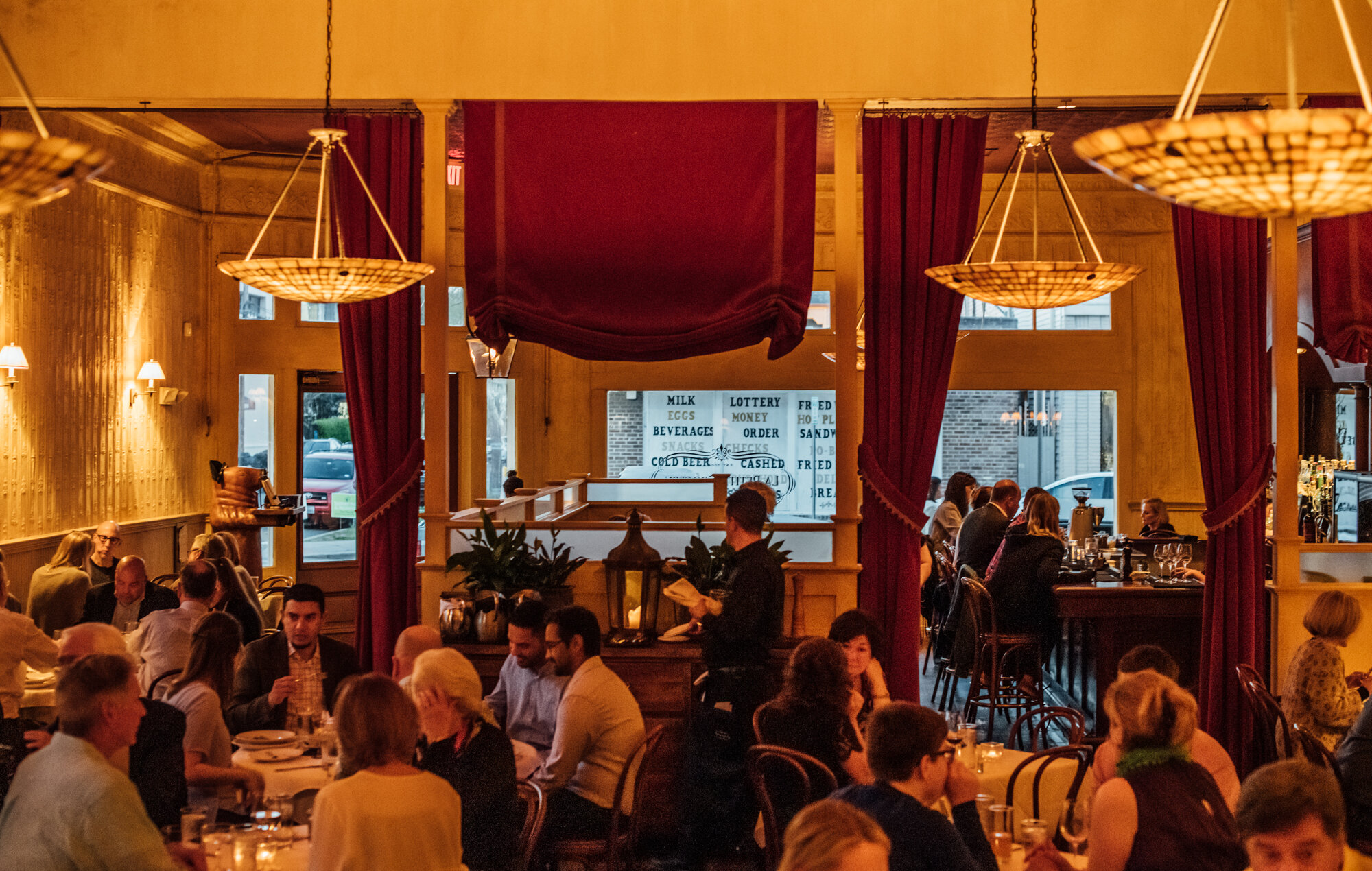 LaPetite0131Interior.JPG
