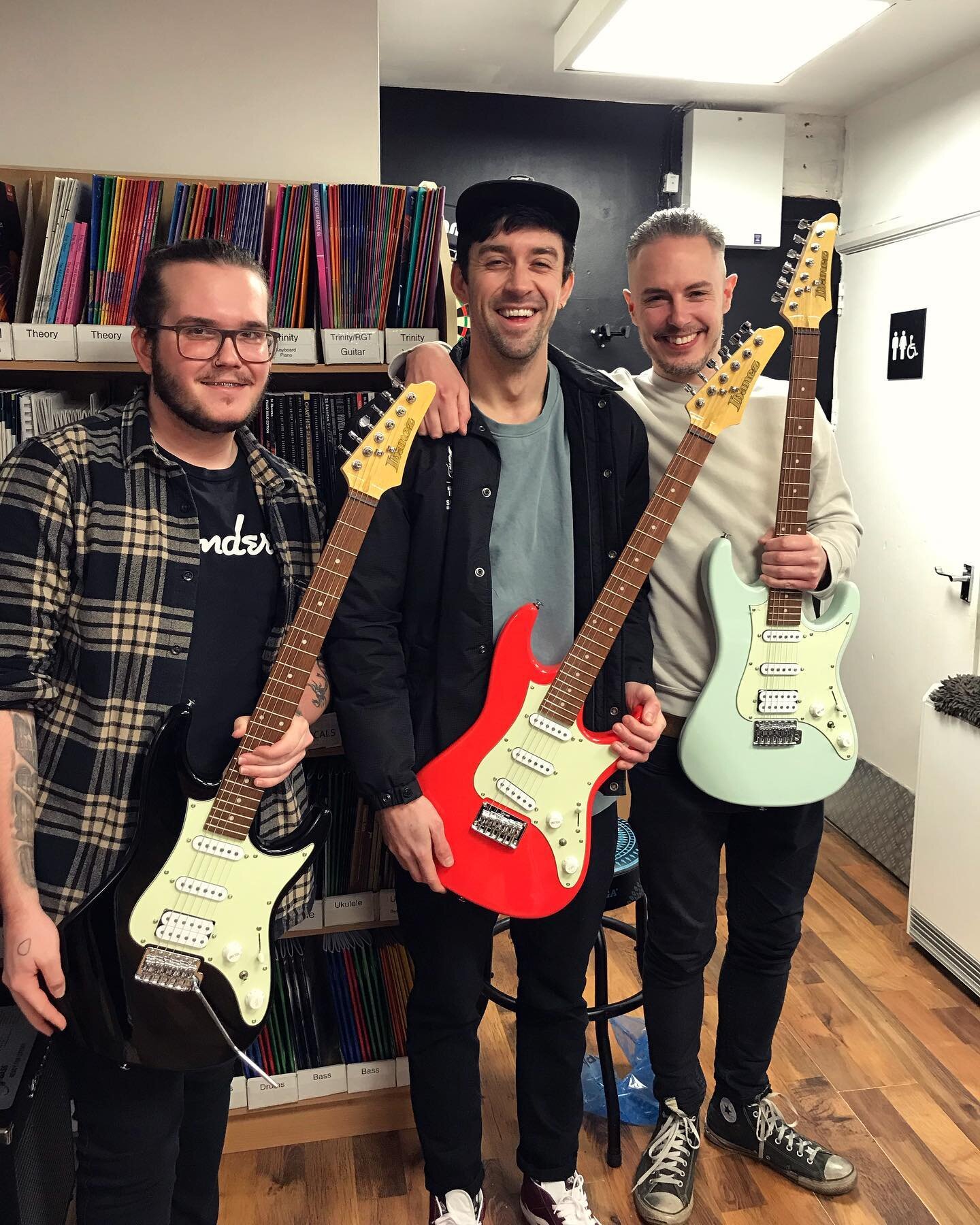 New guitar day for our tutors!
We think they&rsquo;re happy with their new @ibanezuk_official AZES guitars 🎸 😃