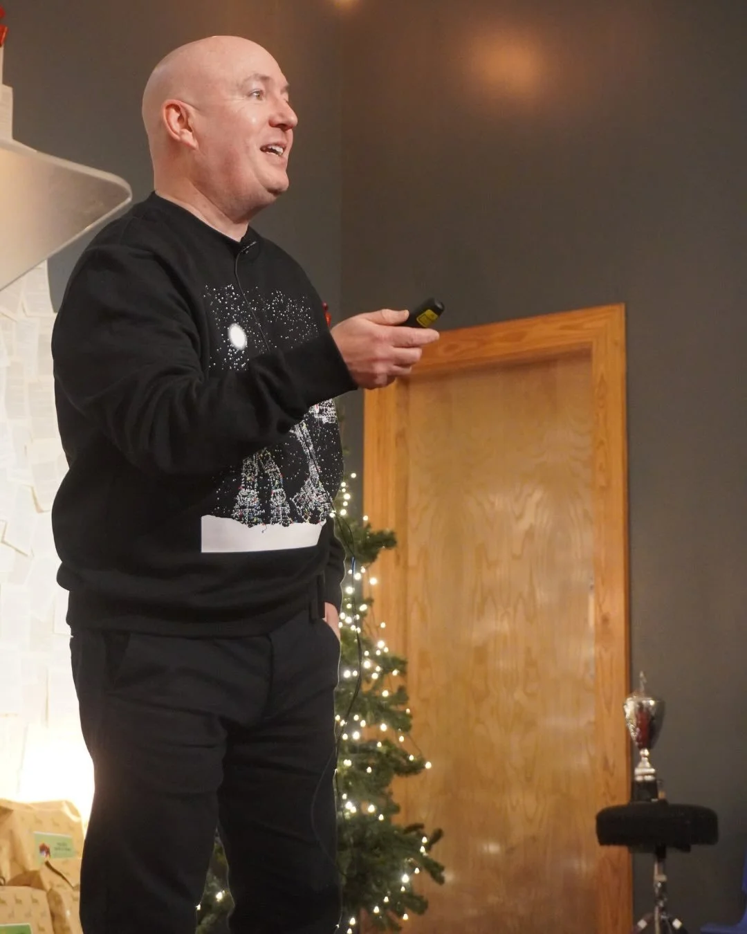 Man Up Christmas Quiz! 🎄 

Food, games, laughs, a Christmas quiz and a great word from Steven Osborne! 🔥

Big thank you to everyone who served and helped make this night happen! 🙌🏻
