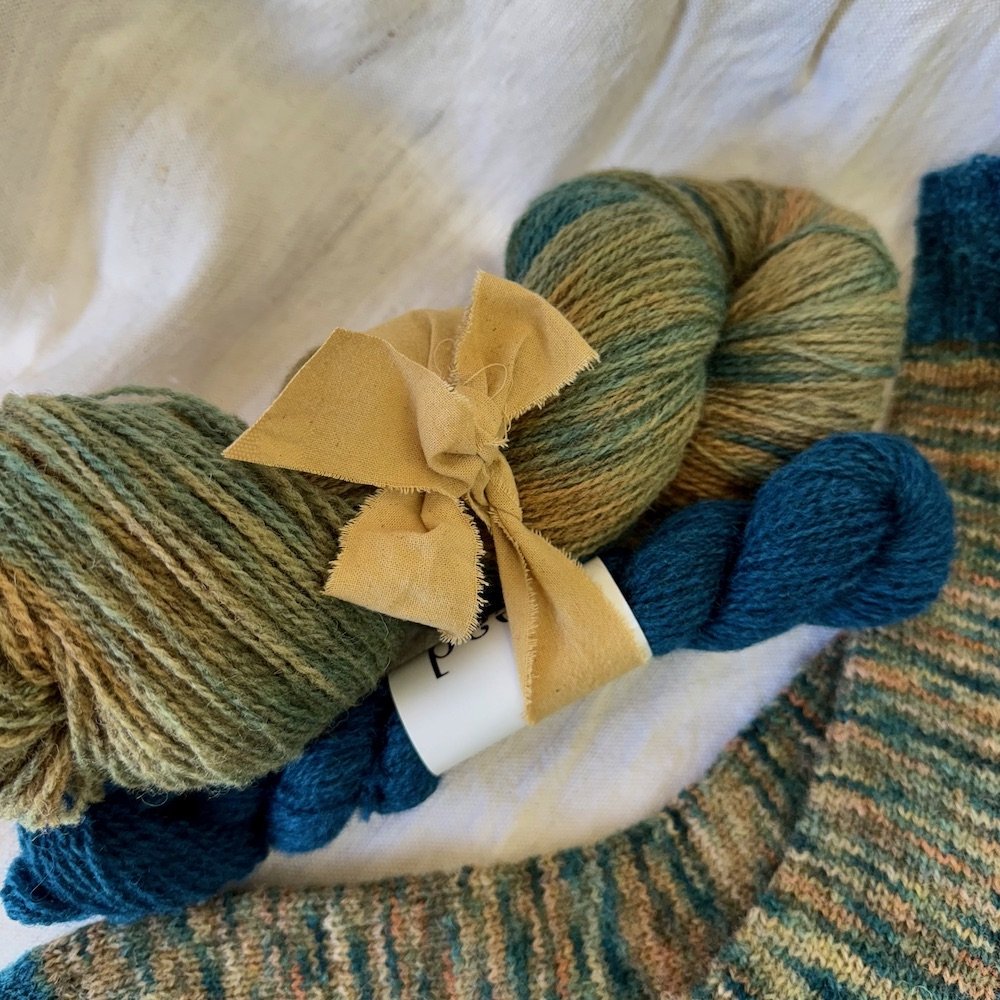 tread_sock_spring_tide_nellie_and_eve.jpg
