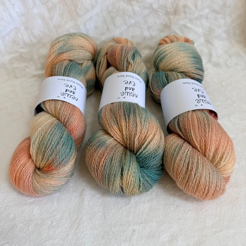 dales_4ply_spring_tide_nellie_and_eve2.jpeg