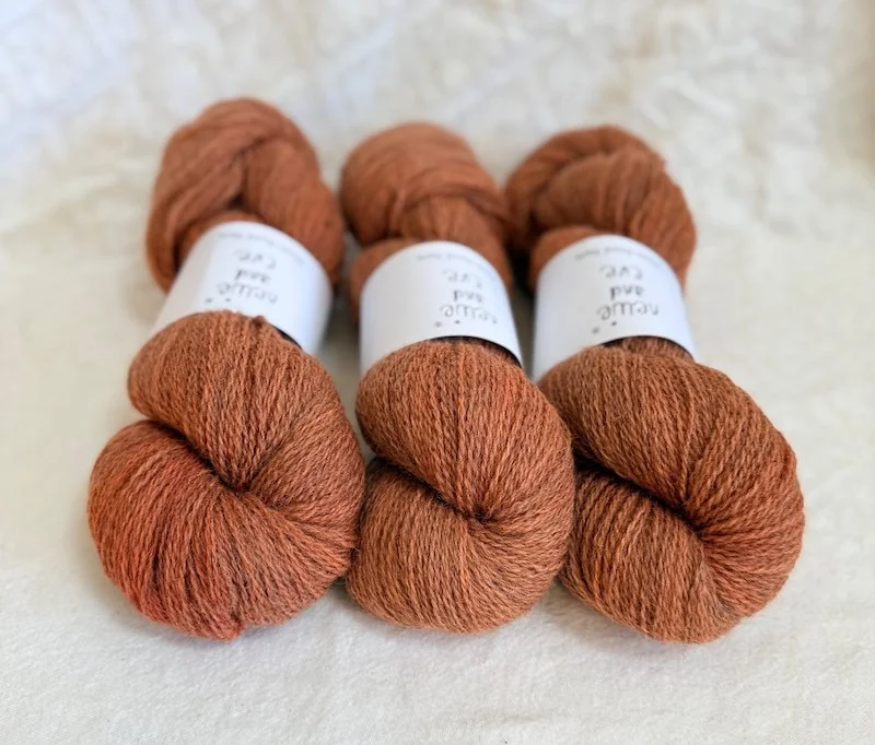 dales_fox_4ply_nellie_and_eve1.jpeg
