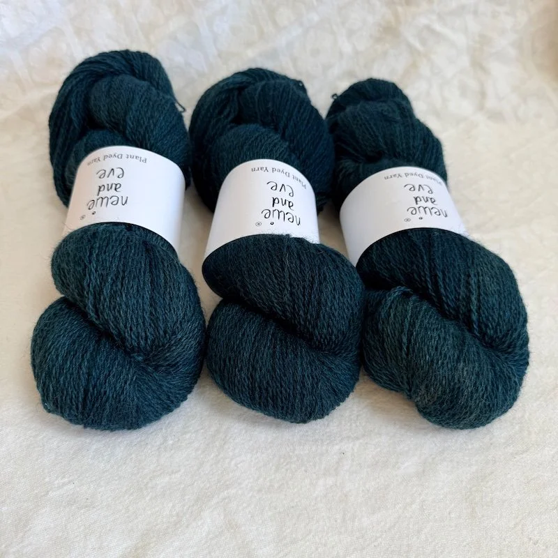 dale_4ply_indigo_nellie_and_eve.jpg