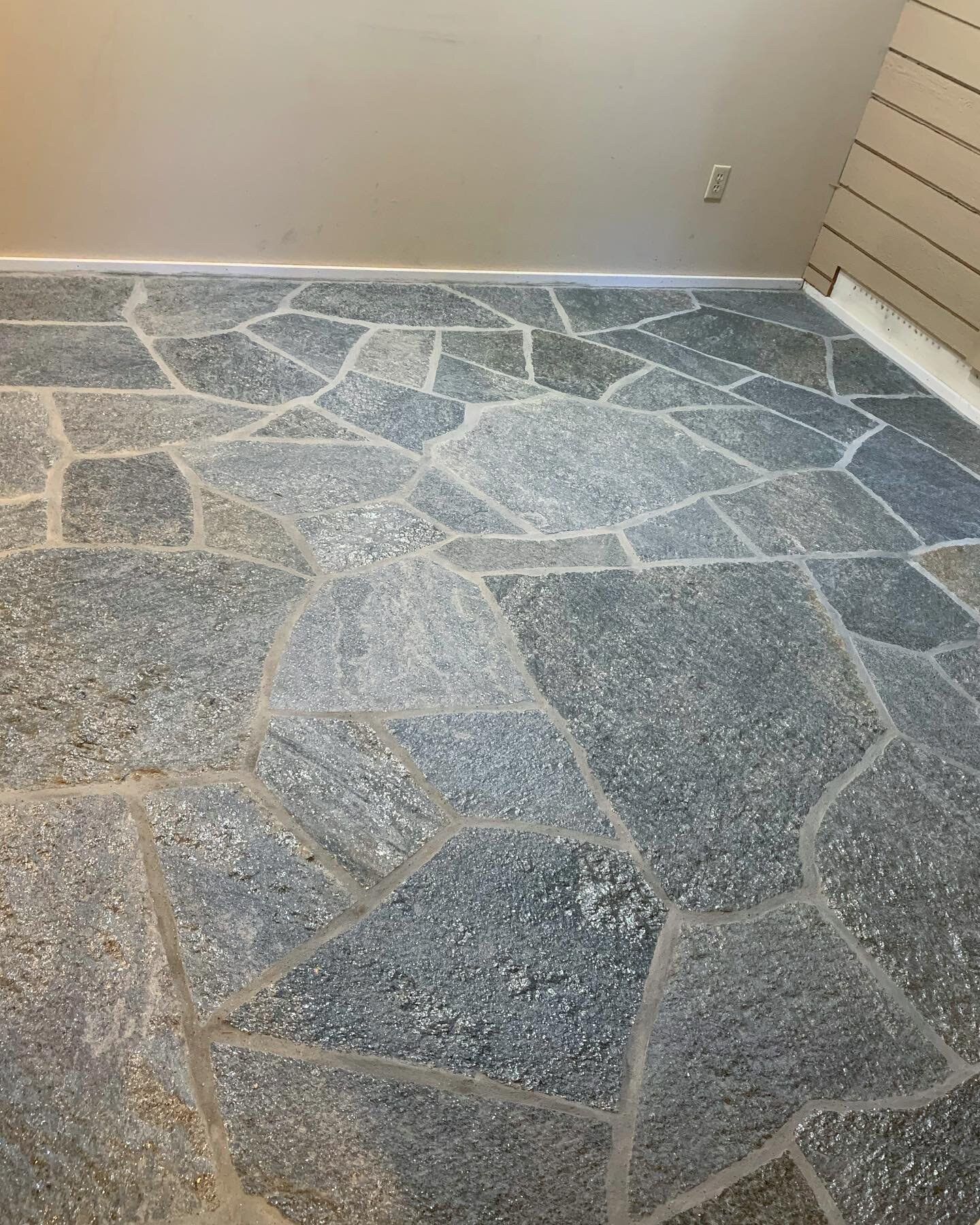 Challenging project creating this all natural stone floor for a cozy Whistler cabin 🏠⛰Custom design with Mica Slate Flag Stone! #whistlernaturalstone #naturalstone #masonry #stonemasonry #stonefloor #naturalstonefloor #aderastone #aderastonesupply #