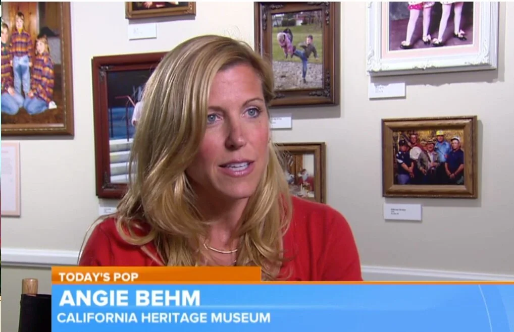 AwkwardFamilyPhotosExhibit