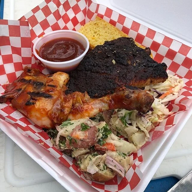 🙌MEMPHIS BBQ🙌 
Jack Daniels smokes dry rub ribs brined &amp; grilled chicken leg / baby potato dill salad,  apple fennel slaw/ sweet &amp; spicy BBQ sauce, &ldquo;Texas Toast&rdquo; cornbread 
Usual &ldquo; street meat&rdquo; available on the grill