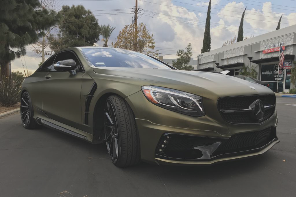 Main_Carousel_LAD_Mercedes_S-Class_Coupe_2.png