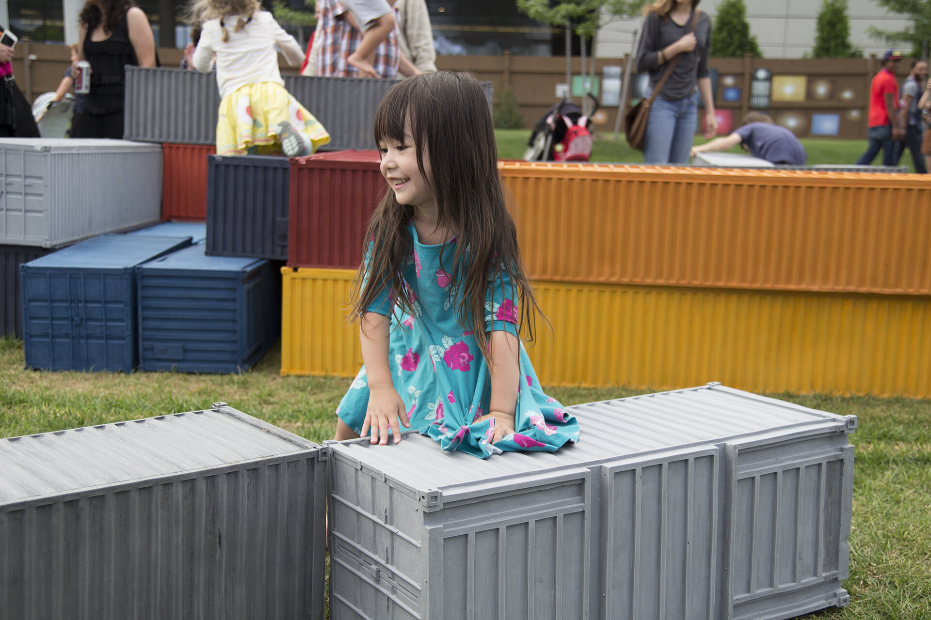 lawn containers, 2015