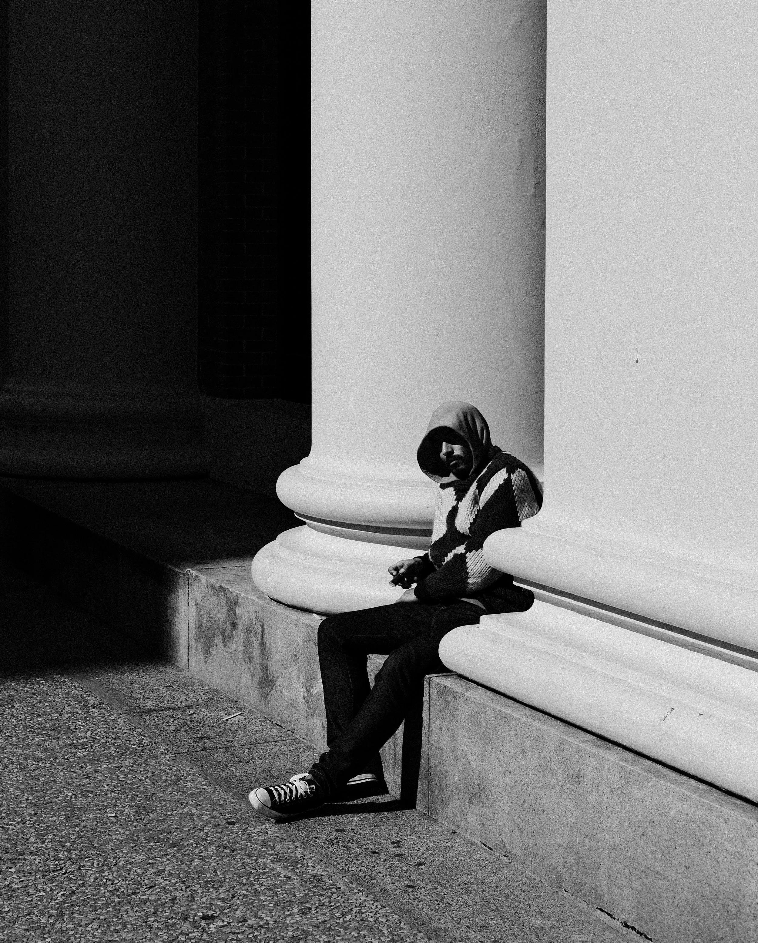 David Jardine / Originally from New Brunswick but now based in Vancouver, I shoot primarily in black and white, inspired by the interplay of light, shadow, and moments of sonder. With a background in fine arts, I prefer a minimalist approach to gear