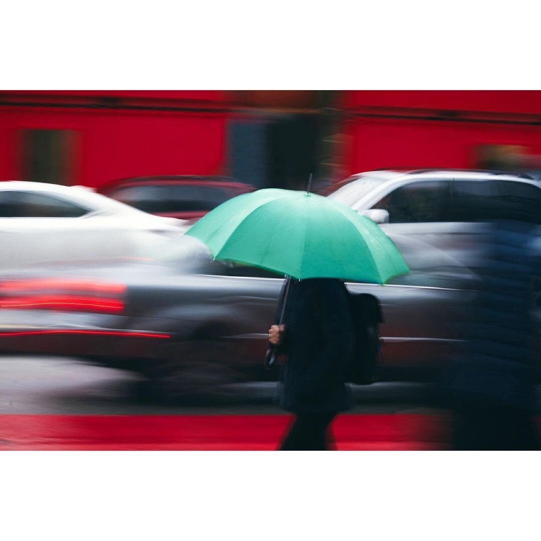 Umbrellas are the theme of the week.  This photo by @trevorwide.capture is a great example of how umbrellas can be a great focal point amidst a sea of motion. 
Selected by&nbsp;@tatsu_is_tatsu 
■ ■ ■ ■ ■ ■ ■ ■ ■ ⠀
#vanspc_trevorwide_capture
■ ■ ■ ■ ■