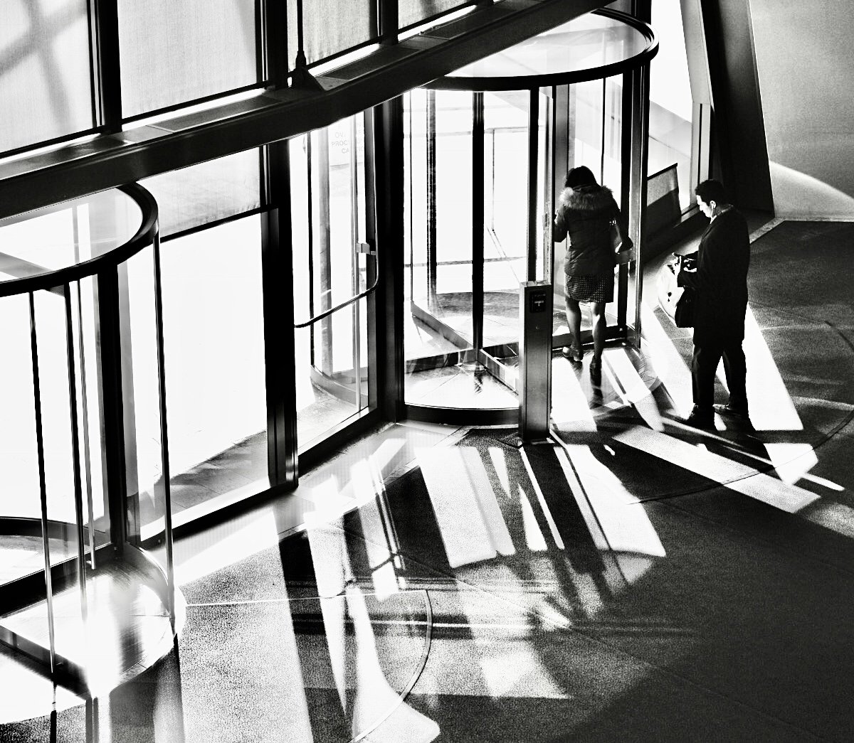 Carol How is passionate about photography as a statement about life and our environment. Based in South Surrey, BC, she focuses her lens on fine art, abstract, and all aspects of street and urban photography. She often employs contrast, geometry, sym
