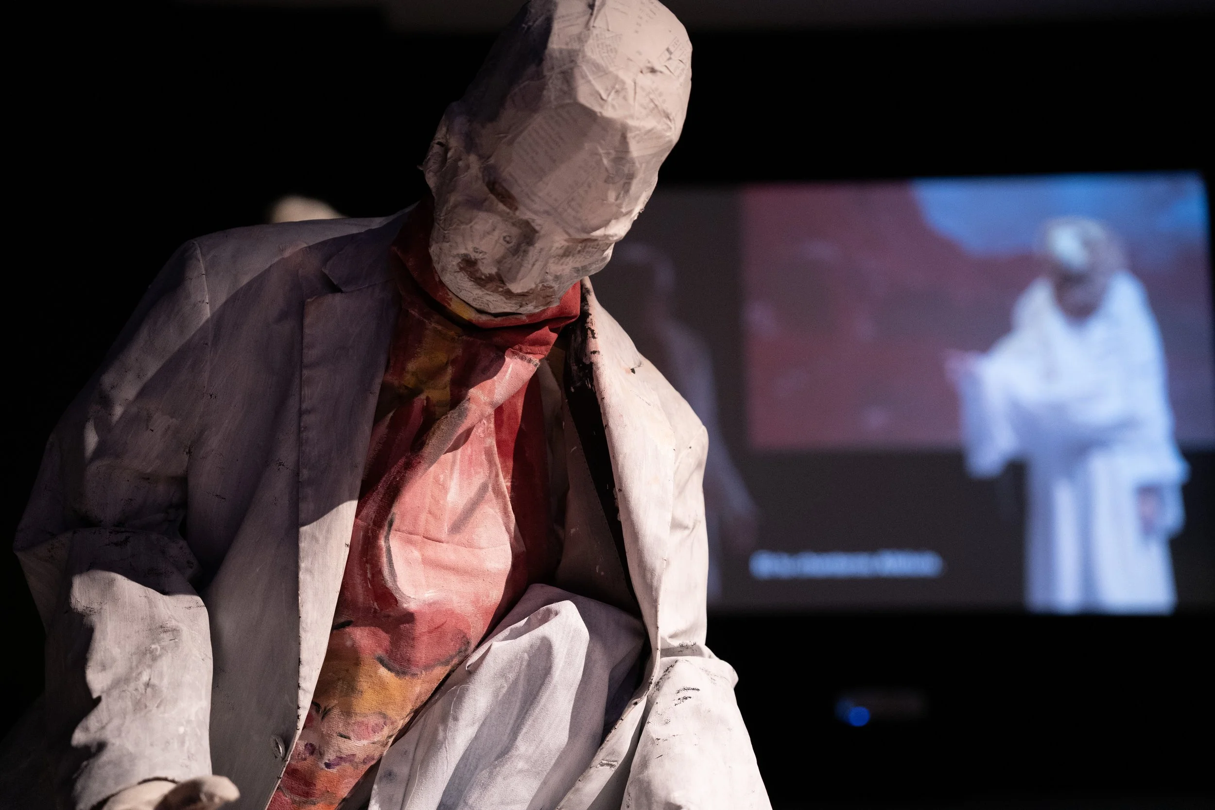 Walter mourning Julius _Walter close up.jpg