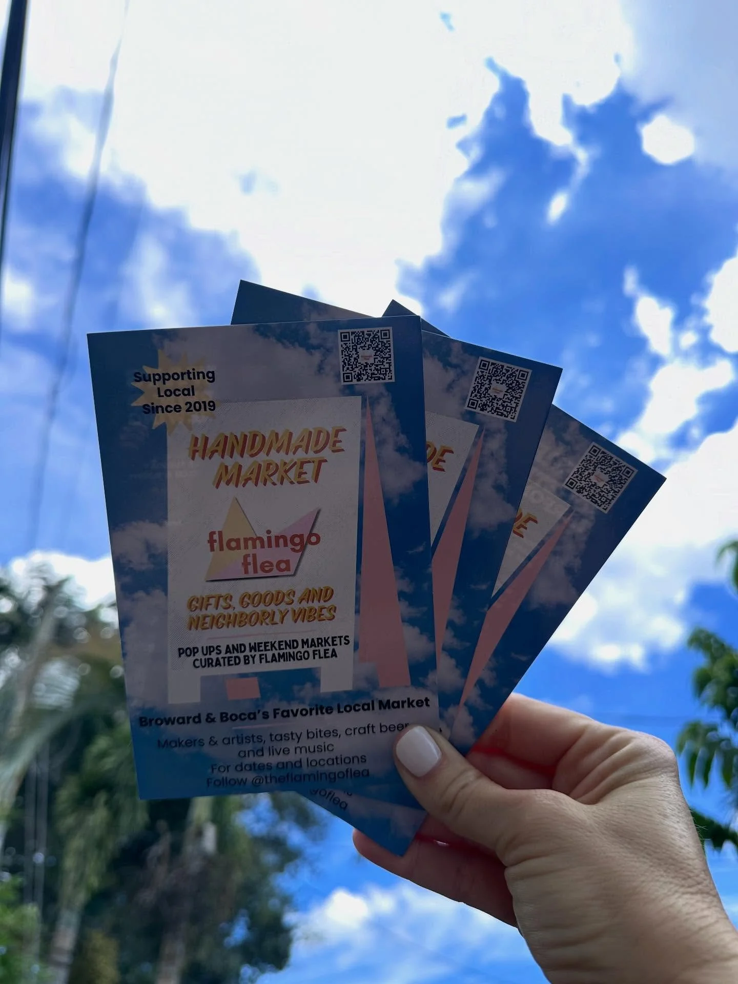 See you SUNday at @marinavillageftl. Come for the local shops, stay for the views. 

It&rsquo;s the place to be this Sunday 11-3 pm. 25 handcrafted and local vendors, DJ spinning from @theshorely_ftl, 8 food pop ups, great sips from the mainland bar 