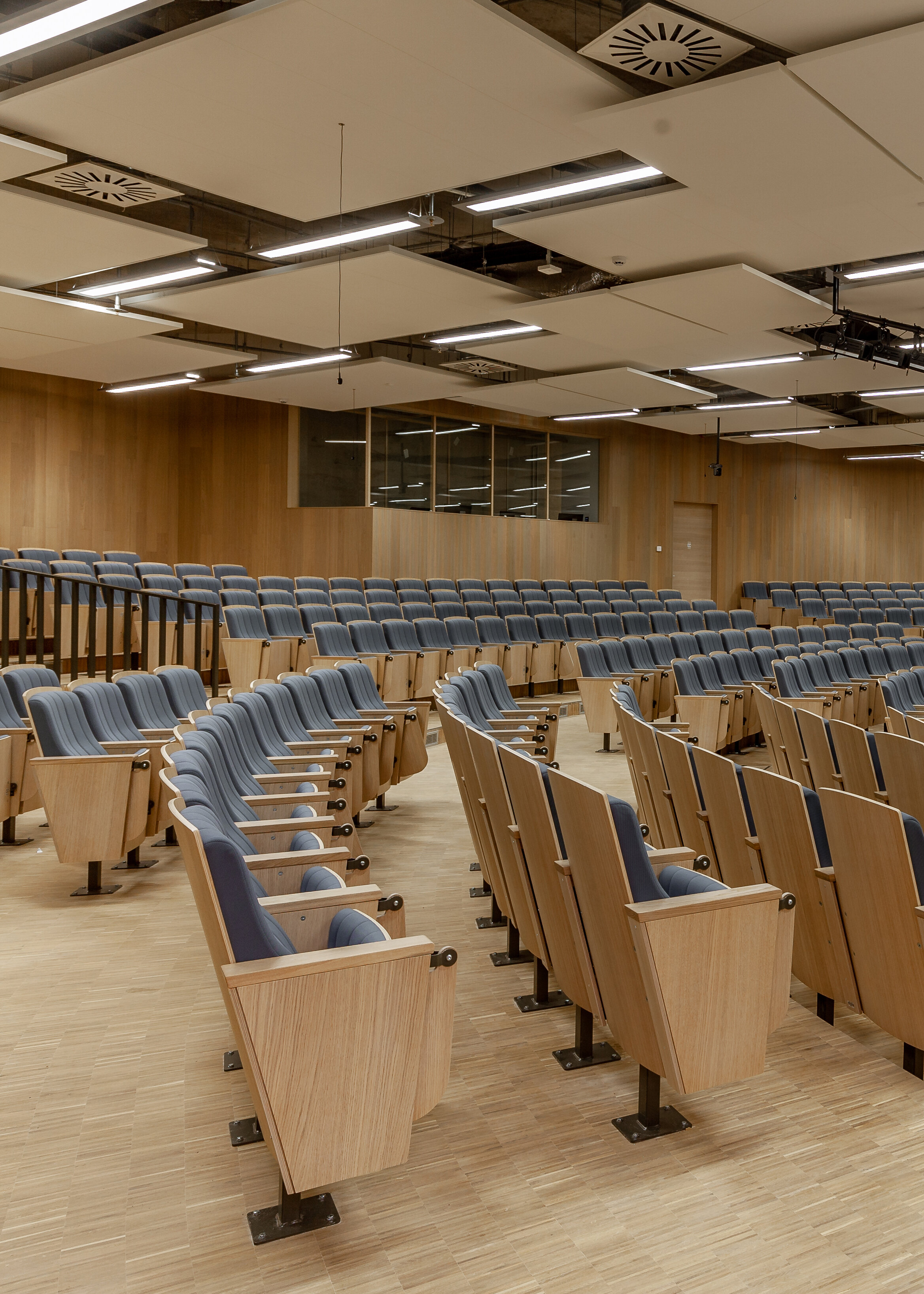 Iepazīsti LU Zinātņu mājas lielo auditoriju ALFA! 