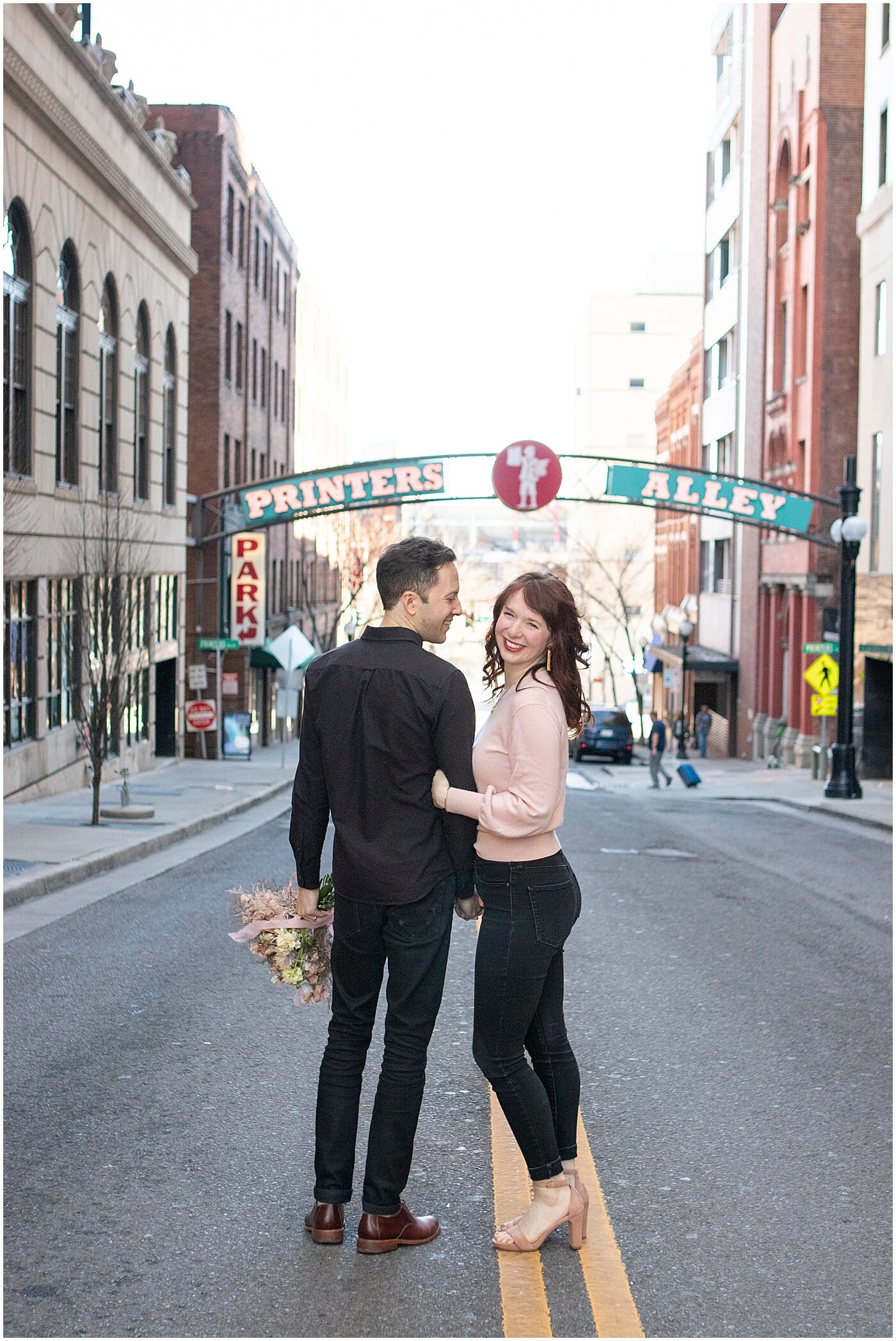 ML&B-romantic-walk-couple-photoshoot-downtown-nashville | Darien Photography (171).jpg