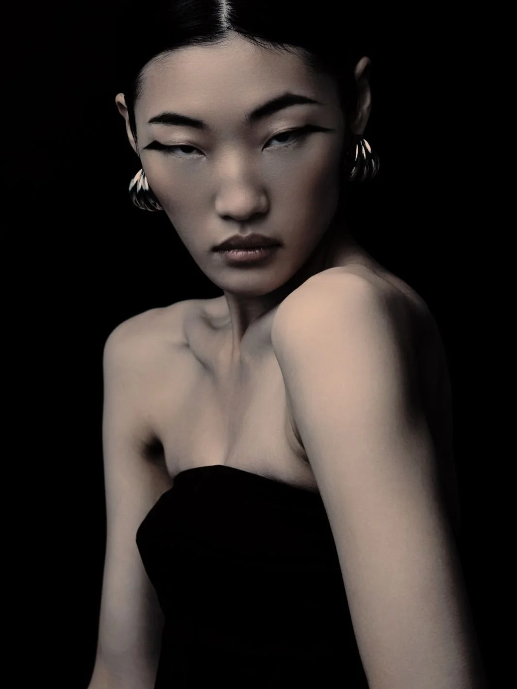 BERRIES earrings 

SEEN: @stefankokovic
HAIR + MAKEUP: @tamareese
STYLING: STEPHEN BARRINGTON
BTS: @angelferrerboscan
PHOTO ASSISTANT:
@yana_laumonier
BEAUTY ASSISTANT: @beatricefatier
TALENT: @mulee_12.4