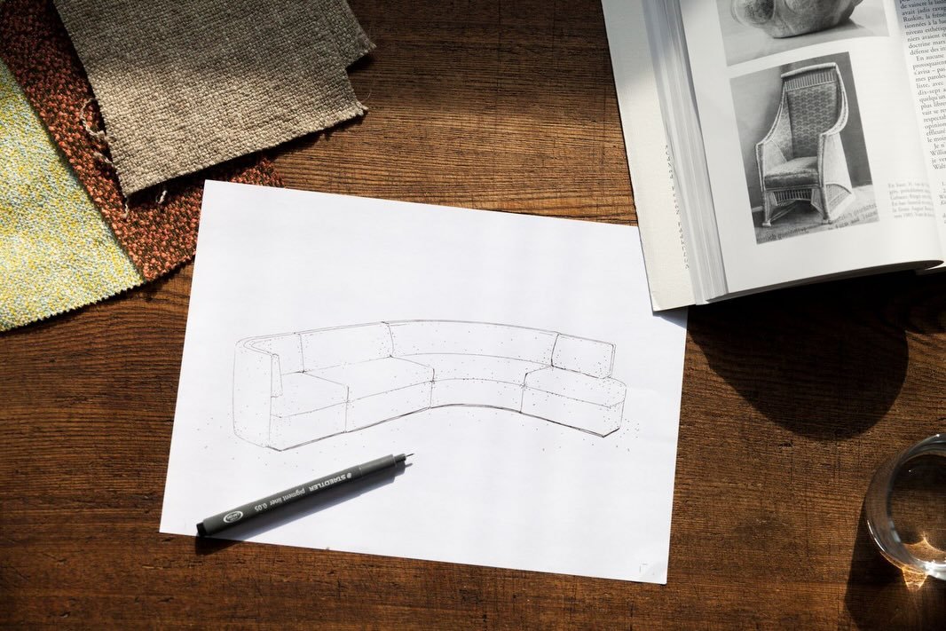 Le dessin comme processus de recherche et de cr&eacute;ation. 
@anthony_guerree