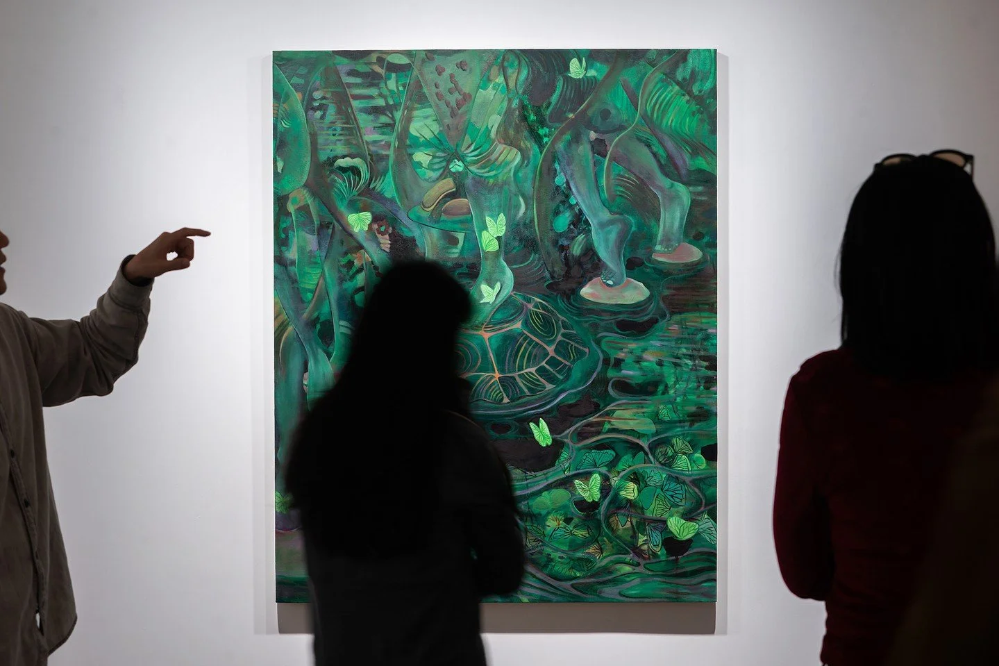 New York‑based Chinese artist Kenix Liang (b. 1995) turns her gaze to what is often overlooked. Insects, fragile plants and small organisms take centre stage, their forms shaped and altered by both natural processes and human intervention.⁠
⁠
Influen