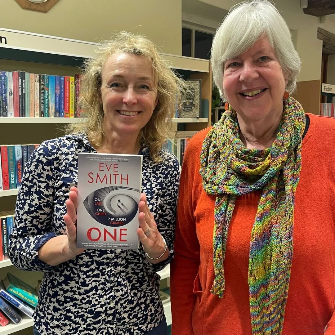 Huge thanks to #burford library and everyone who came to my talk about ONE last night, and to the wonderful Anne Youngson for chairing.

Such a lovely evening chatting with Anne, and great questions from the audience!

Also thanks to Kim @madhatterbo