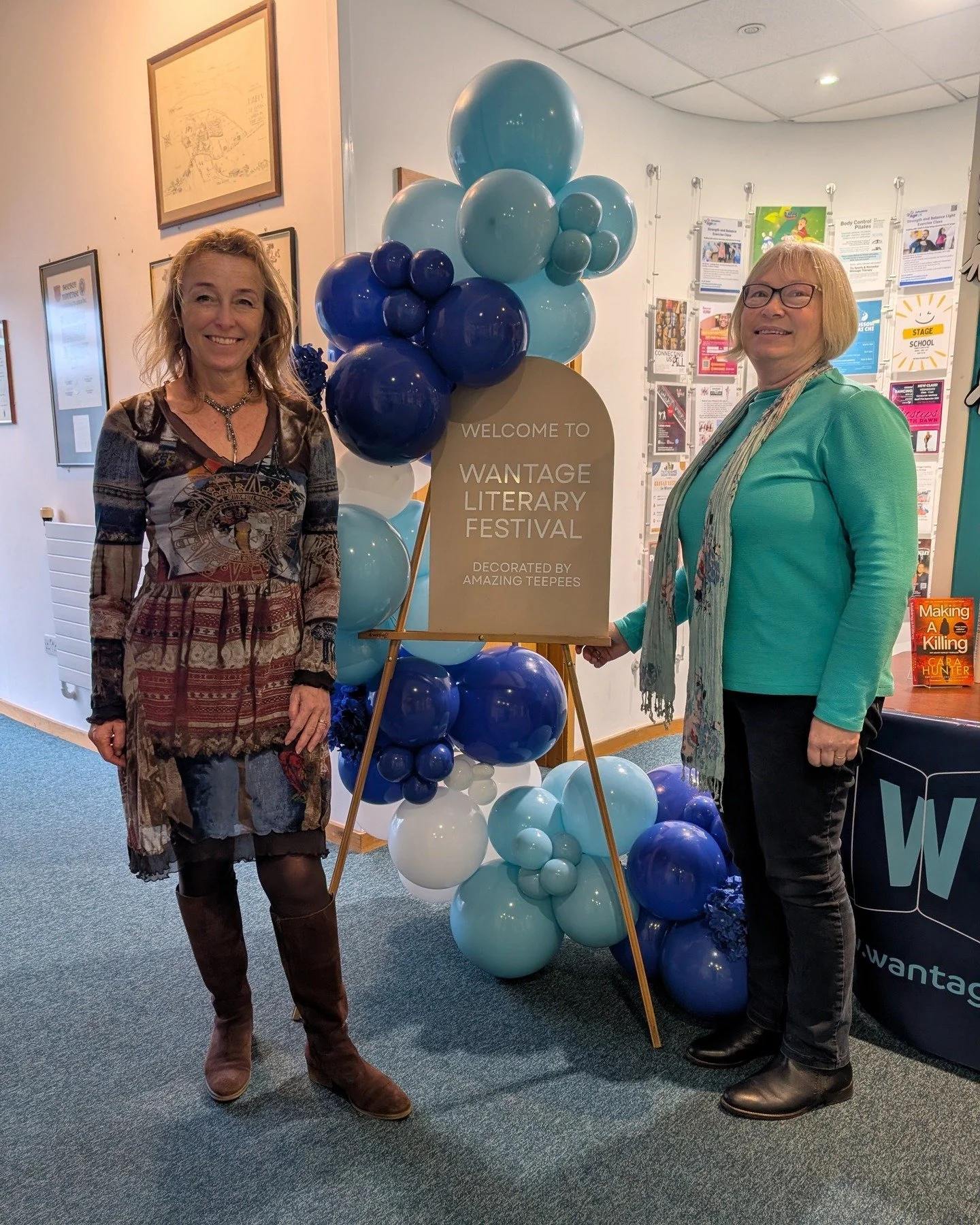 Thanks to everyone who came to my talk on Friday @wantagelitfest superbly chaired by fellow author @NicolaCornick.

An apt discussion for Halloween given the terrifying possibilities that a cure for ageing presents, explored in my thriller The Cure.
