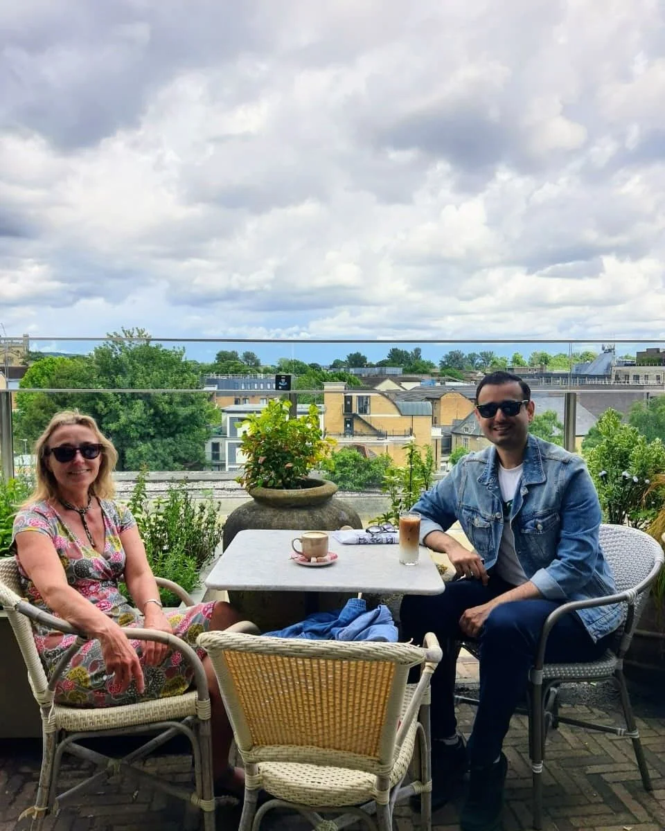 What a glorious day we had yesterday with my good friend &amp; fellow @orendabooks author @awaiskhanauthor in Oxford.

From perfect blue skies to full on thundering downpours, we managed to keep dry as we raced around, taking in the gorgeous @blackwe
