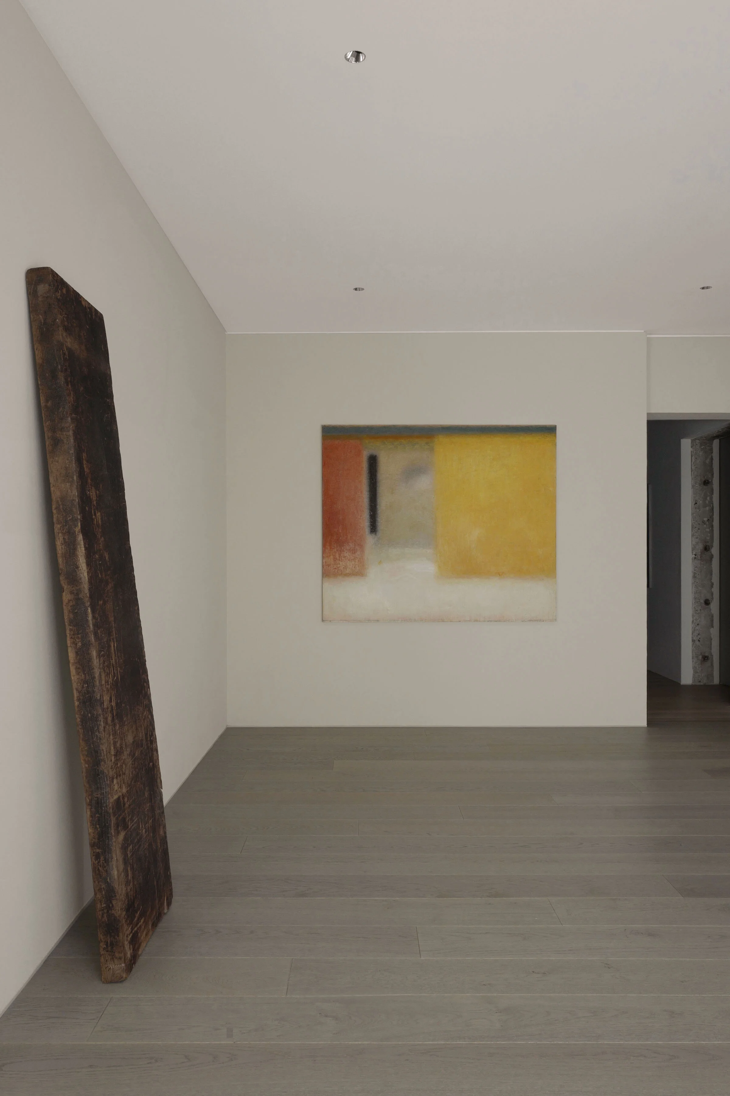 MOMENT(モーメント)の平綿久晃と渡部智宏がデザインしたレジデンスWSのギャラリールームのインテリア。