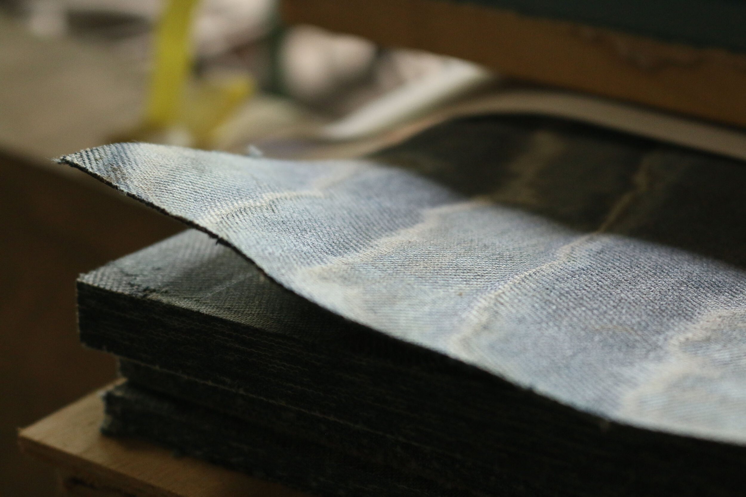 布を用いたアップサイクル素材 Nunous ニューノス Idreit アイドレイト インテリアデザインマガジン