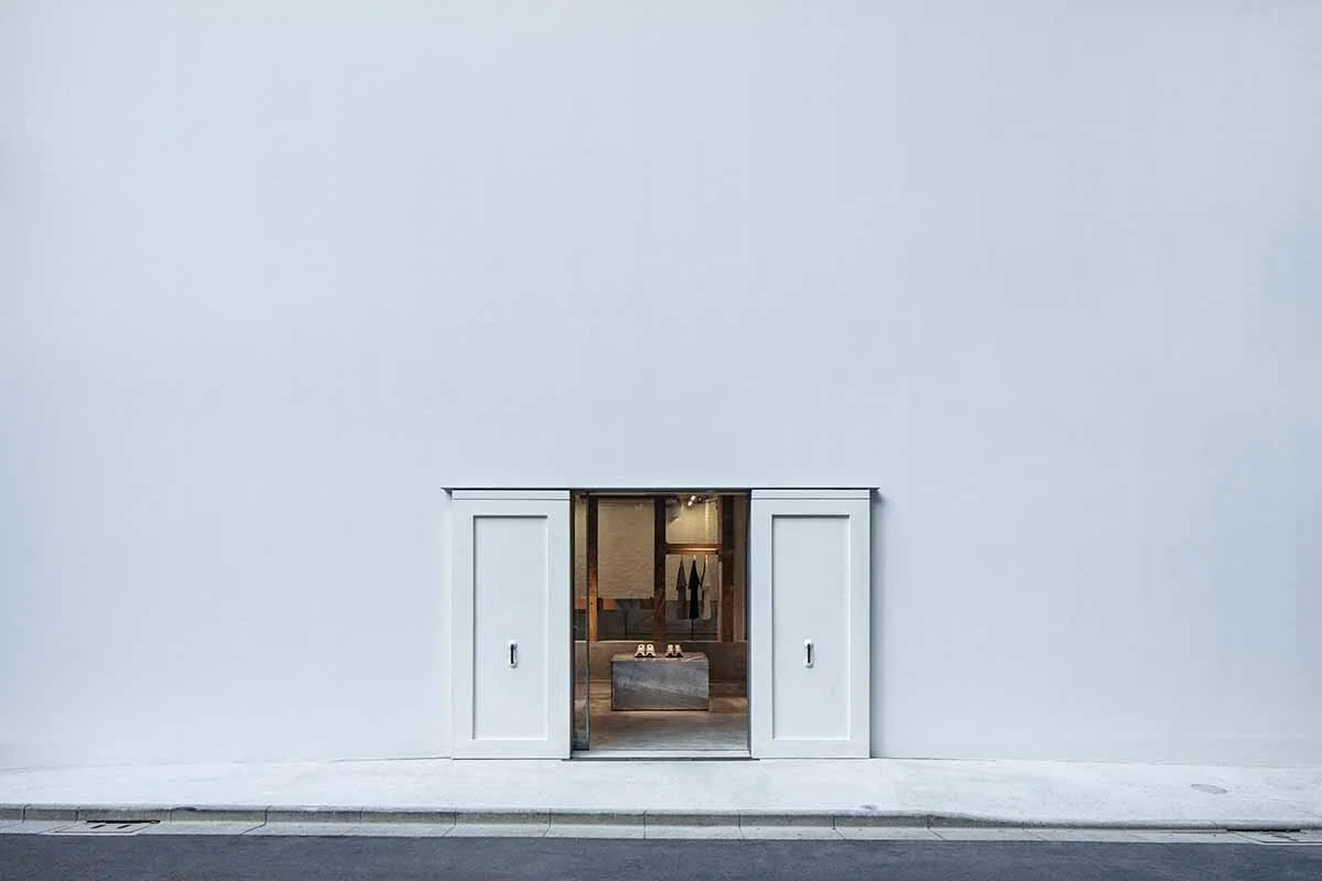 T-HOUSE New Balance by Schemata Architects
