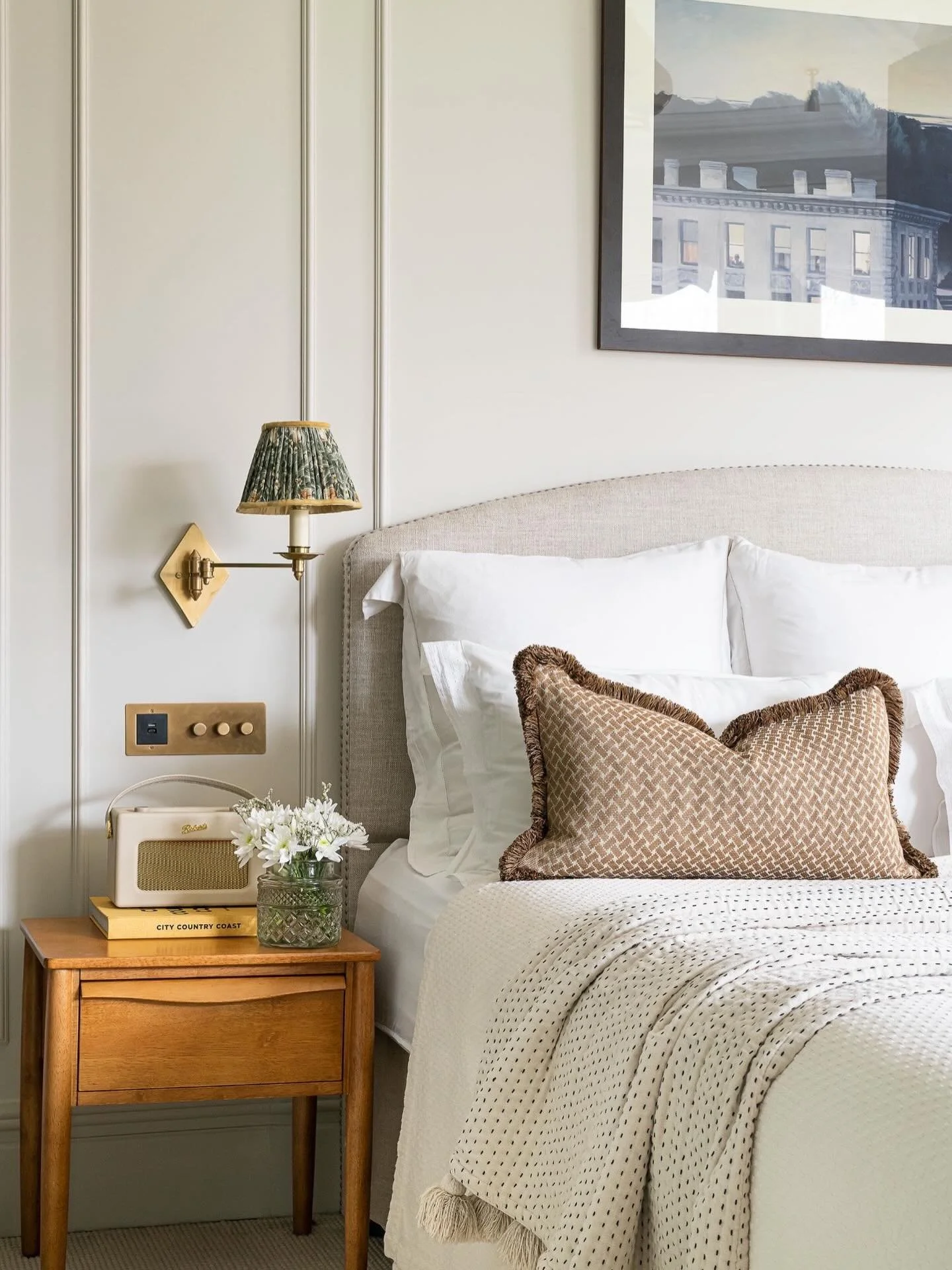 It&rsquo;s a @_matchd_ made in heaven 🤍 

#interiordesign #interiors #cushions #interiorstyling #interiorstyle #luxuryinteriors #interioresdesign #interiorsp #interiorstyled #interiorhomedesign #bespokecushions #designofinterior