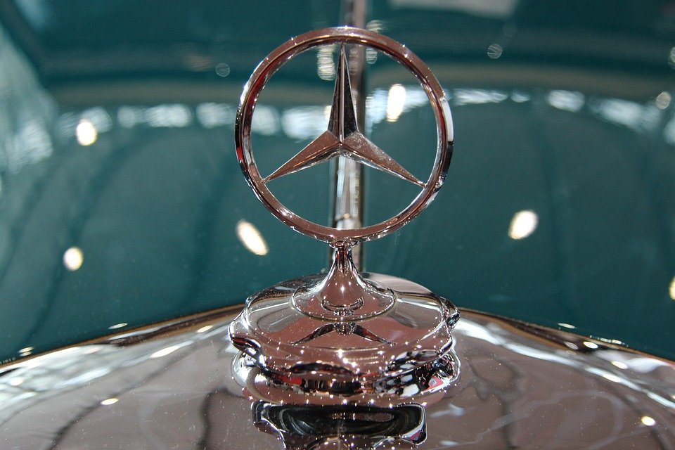 mercedes-4650558_960_720.JPG