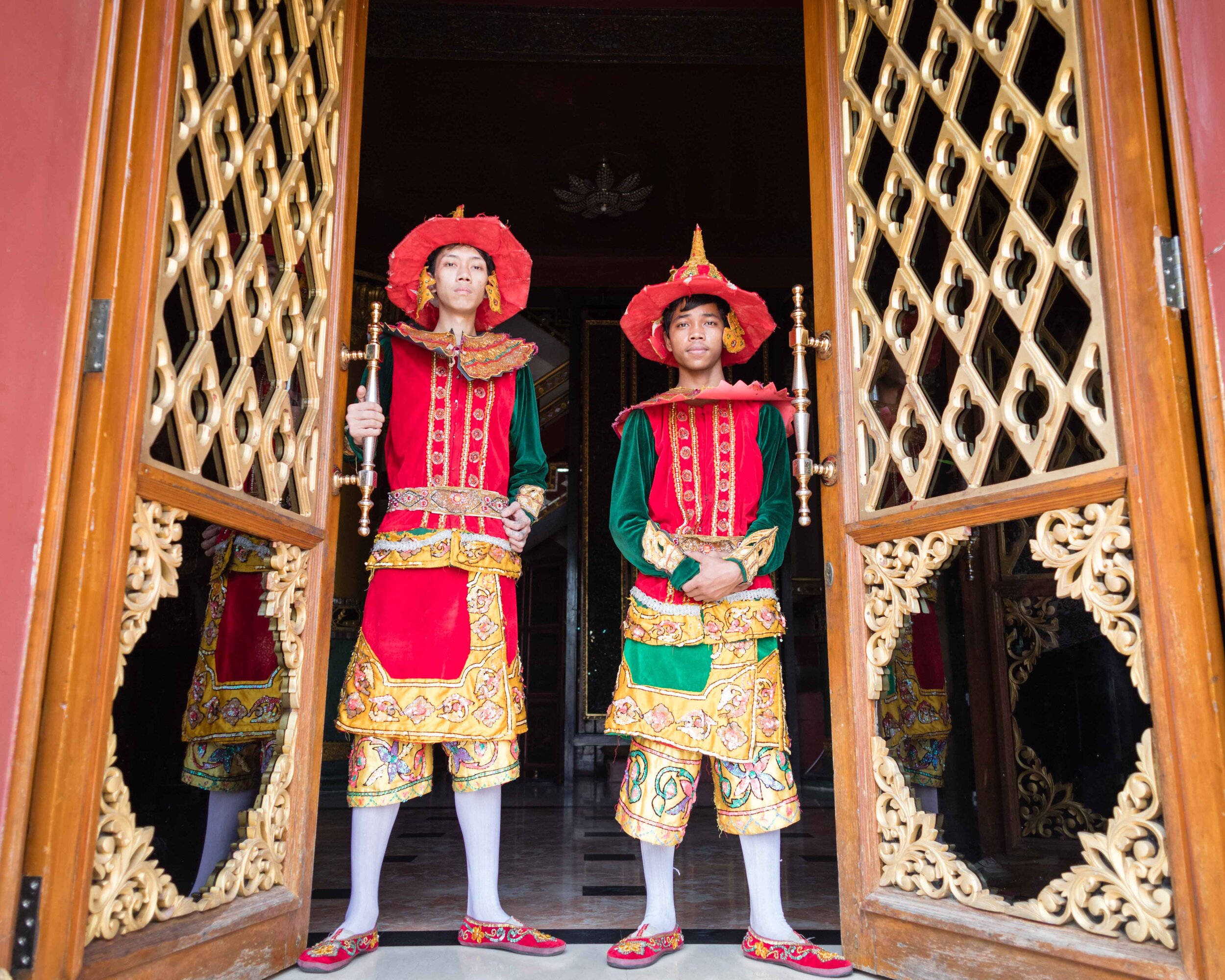 Belinda_Jiao_Myanmar_Yangon_Karaweik_Palace