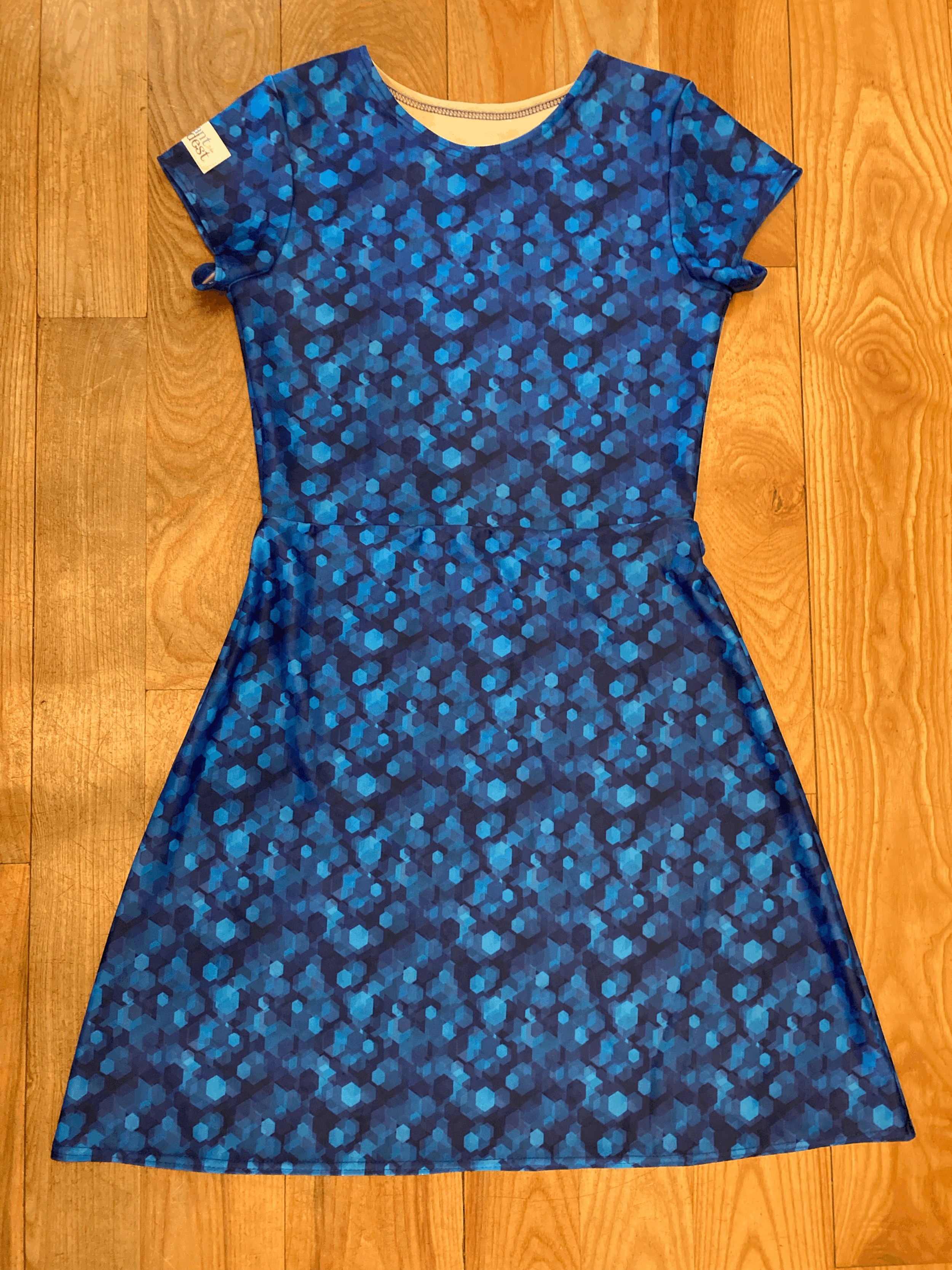 G27: Girls- Style 1 (Size 14)