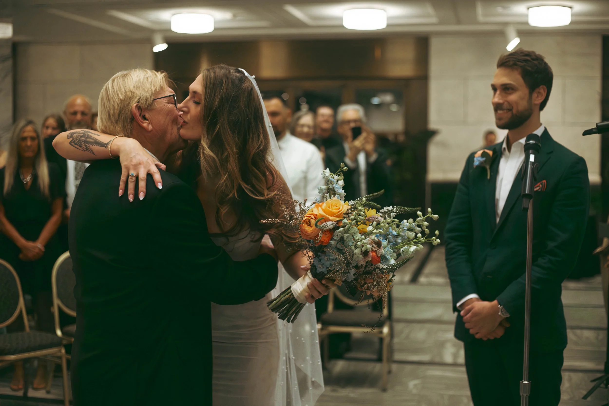 Jenna and Lee \\ Detroit Institute of Arts Wedding 