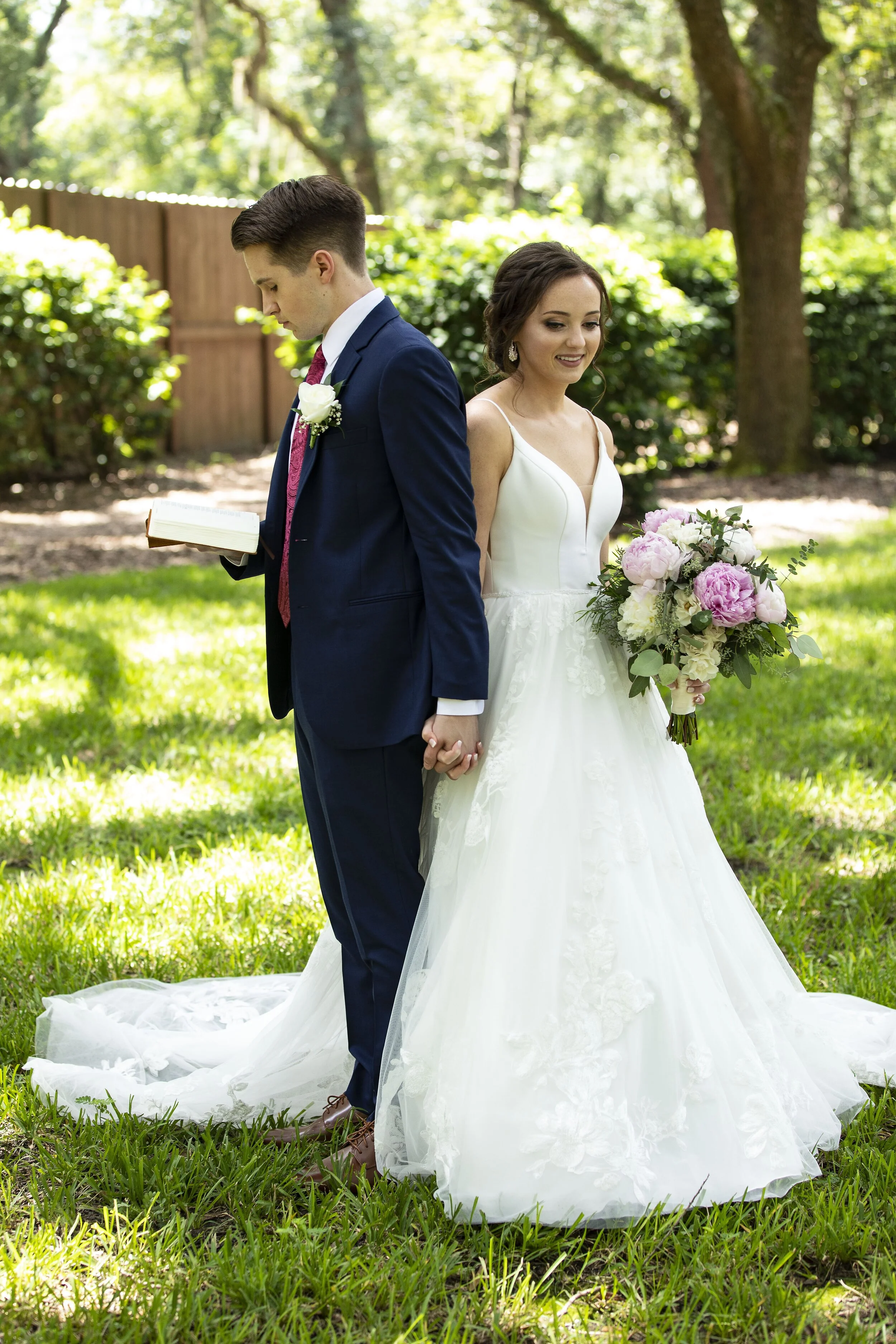 Hannah and Brandon — Bowing Oaks