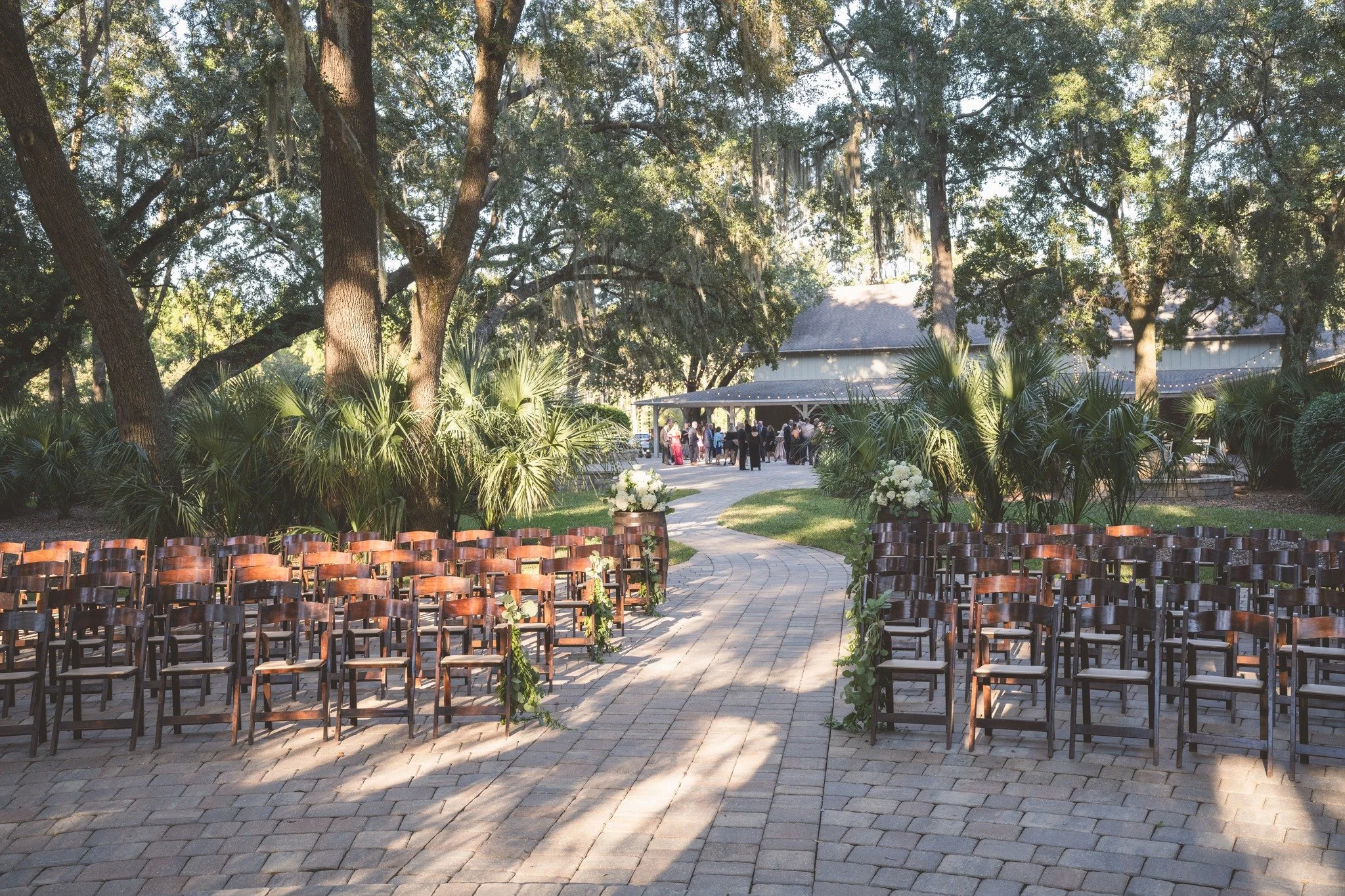 This could be your view as you say "I Do!" Just add your family and friends...

Bowing Oaks is now booking for 2026 and 2027 weddings, and prime dates are filling fast. Click the link in our bio to schedule your private tour of Jacksonville