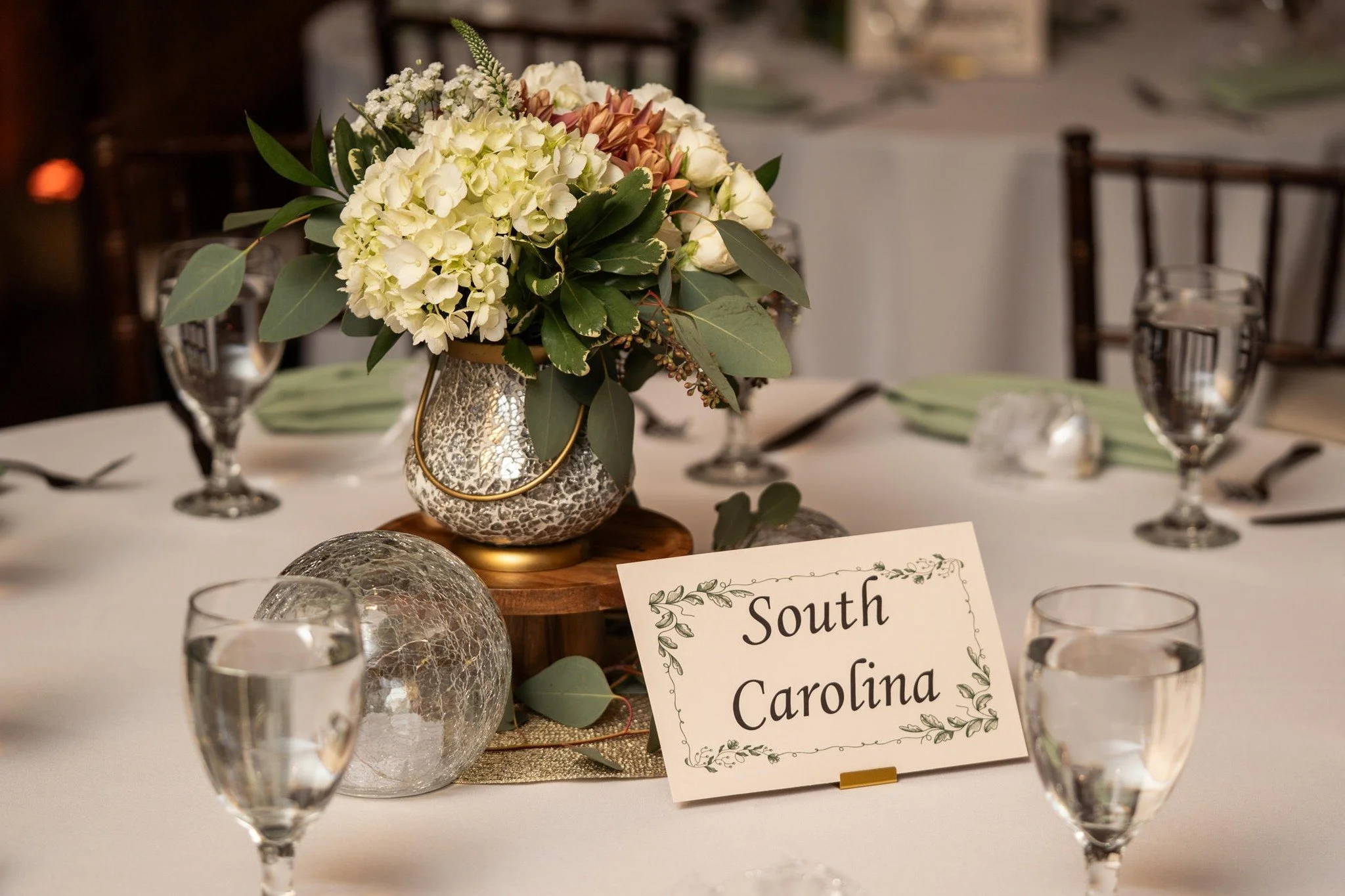 Add a fun and unique touch to your wedding reception by giving your tables names rather than numbers! Not only is this idea personal to each couple, but it gives your guests a fun conversation starter. 

📷: @stoutcreativestudios 

#SouthernWeddingVe