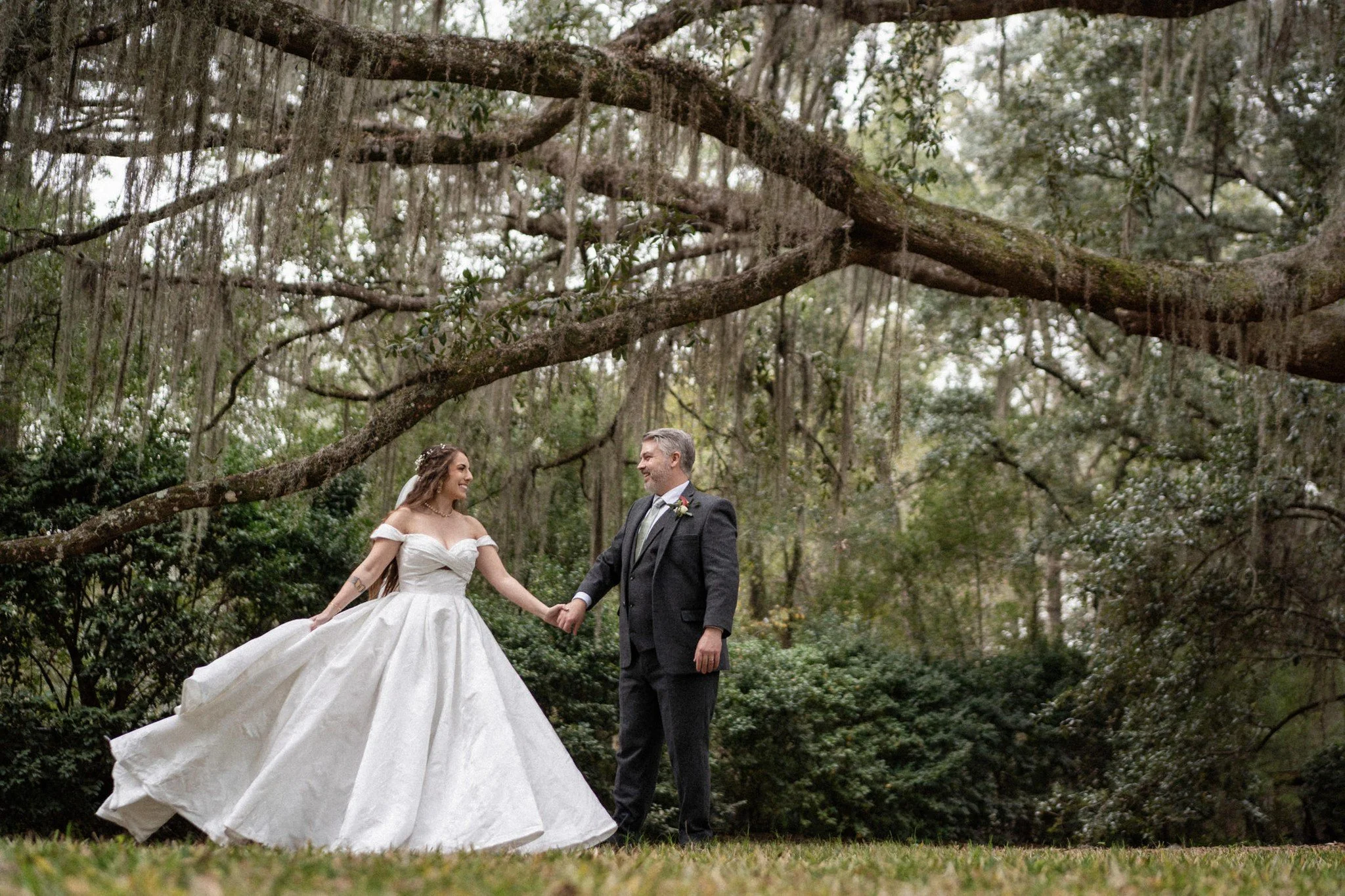 Worried about limited time at your venue or the idea of multiple weddings happening on the same day? It is a valid concern. Your wedding day should never feel rushed or shared.

What truly matters is having the space and the support to celebrate at a