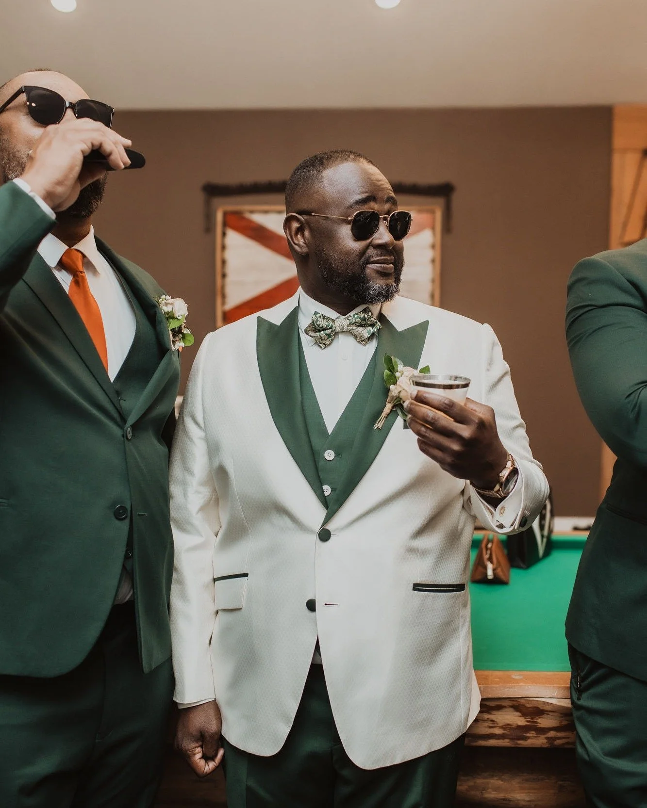 The wedding day begins long before the ceremony. It starts with quiet moments, laughter, and the excitement of getting ready with the people who matter most.

At Bowing Oaks, the bridal suite provides a bright and comfortable setting where the mornin