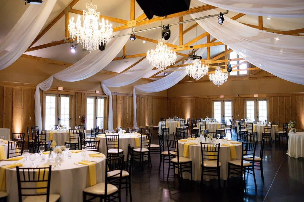 There is something undeniably cheerful about a yellow spring wedding! 💛

Soft butter tones, warm golden hues, and fresh blooms bring a sense of light and optimism to the day. At Bowing Oaks, these shades pair beautifully with the natural greenery an