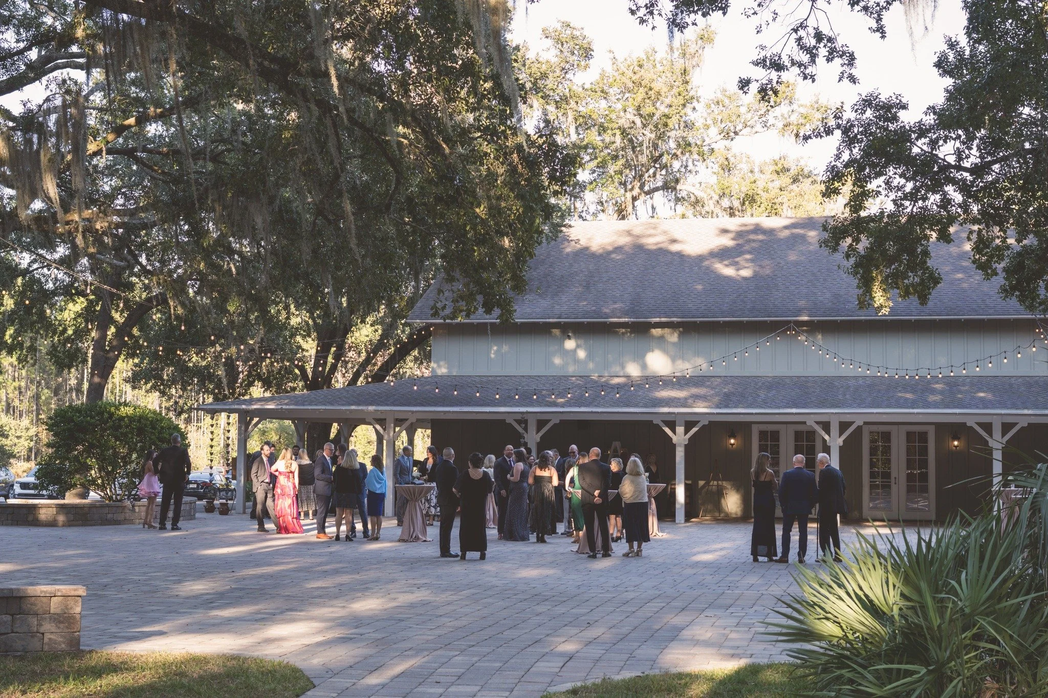 As the sun begins to set, Bowing Oaks takes on an entirely different kind of beauty.

The patio lights start to twinkle beneath the oak trees, the air softens, and the entire property begins to glow with a warmth that feels both romantic and inviting