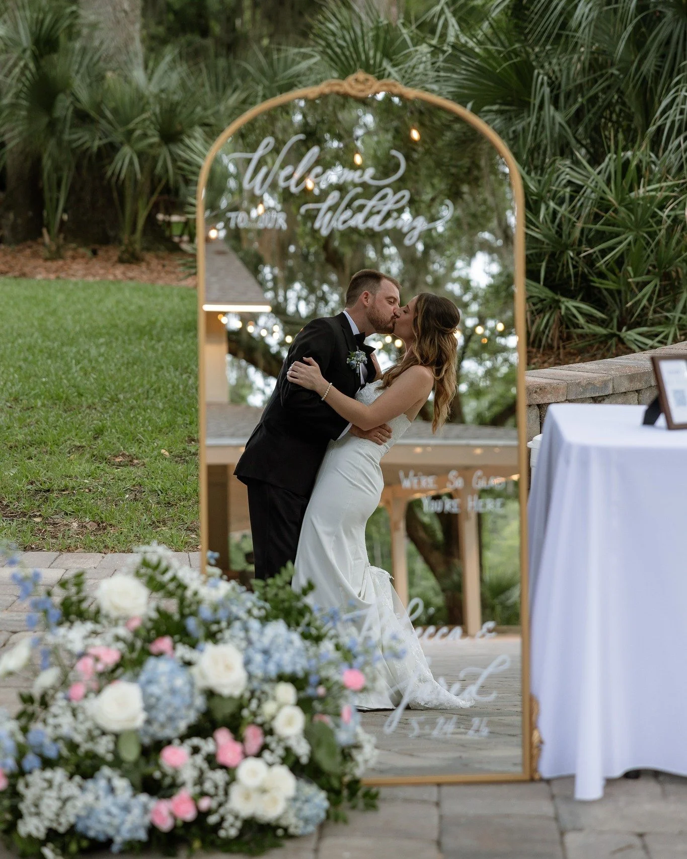 Special moments and little details 🤍

A wedding day is remembered for the big moments, but it's the little details that make it feel uniquely yours. The carefully chosen florals, handwritten vows, meaningful heirlooms, the happy tears, the quiet smi