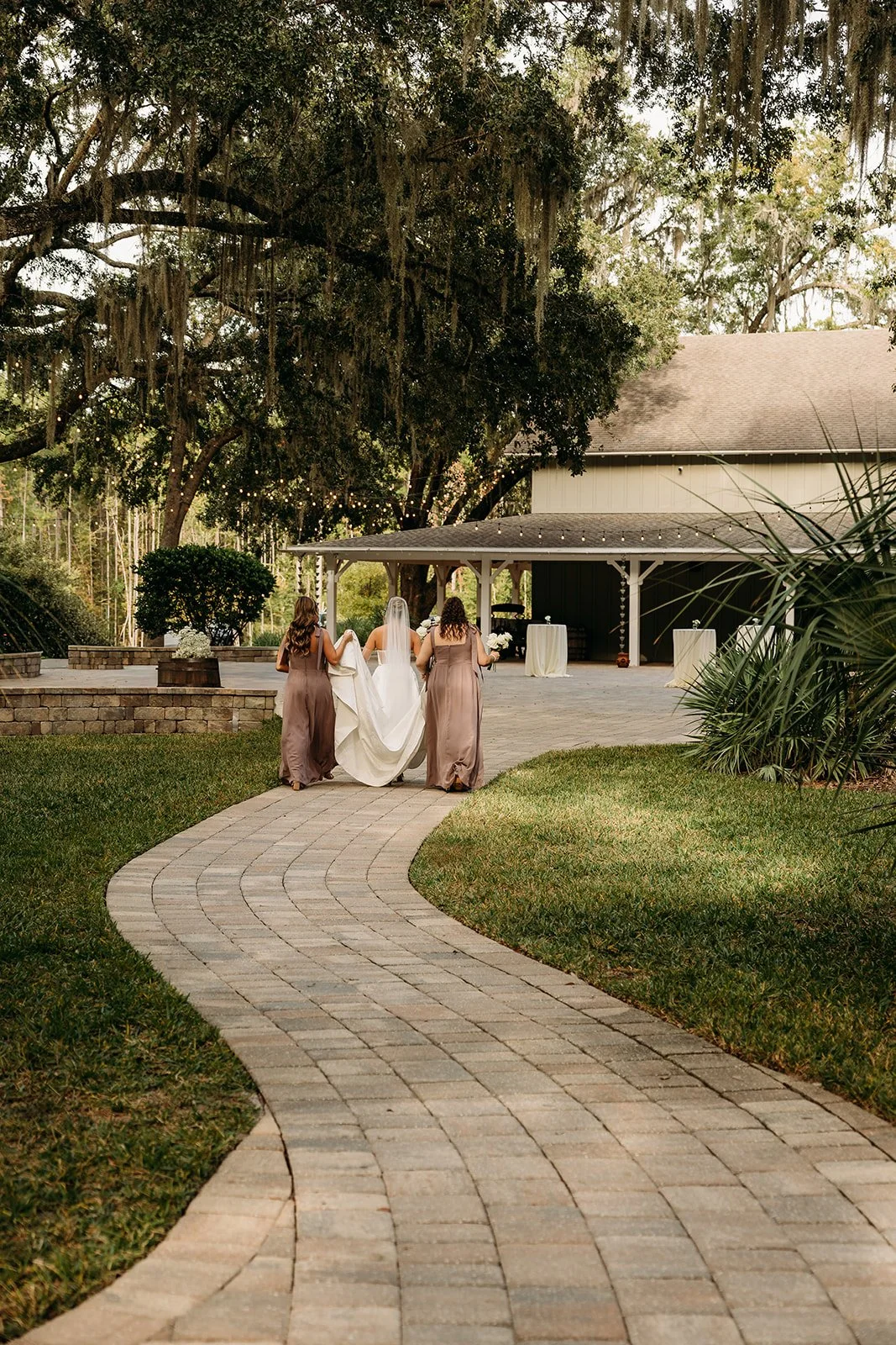 Every bride needs her girls by her side. 🤍

The friends who have been there through life's ups and downs, celebrated your milestones, listened to your stories, and cheered you on along the way. On your wedding day, having those same people beside yo