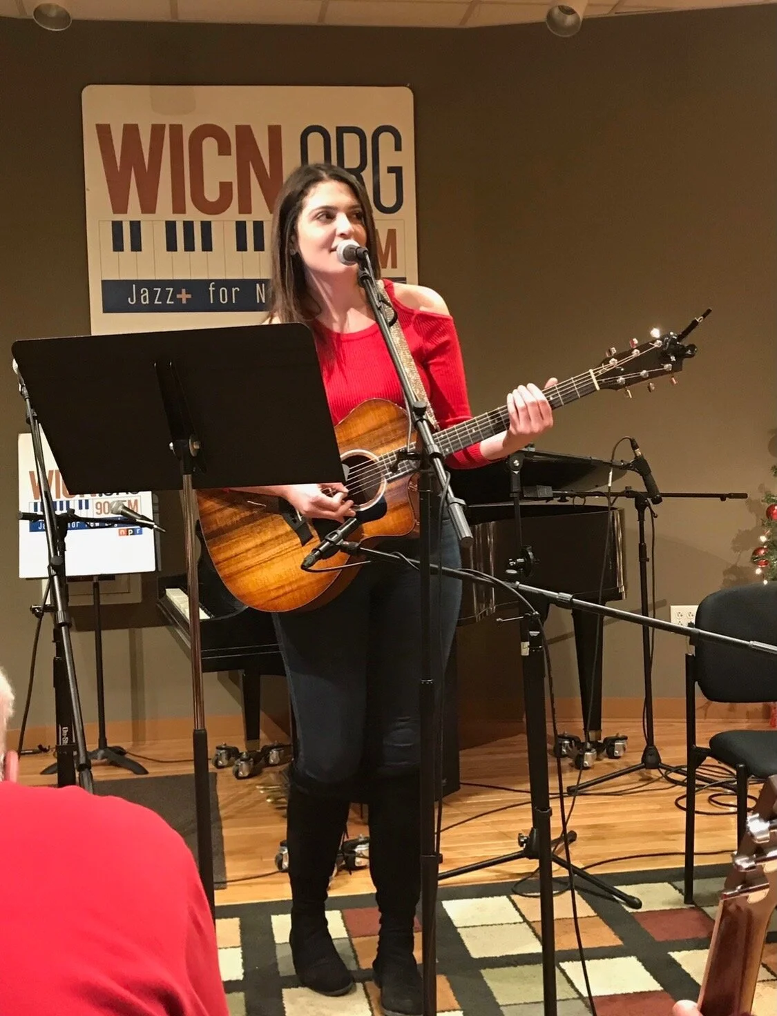 Maddi Ryan Performs on the Folk Revival's Christmas Show on 90.5 WICN 