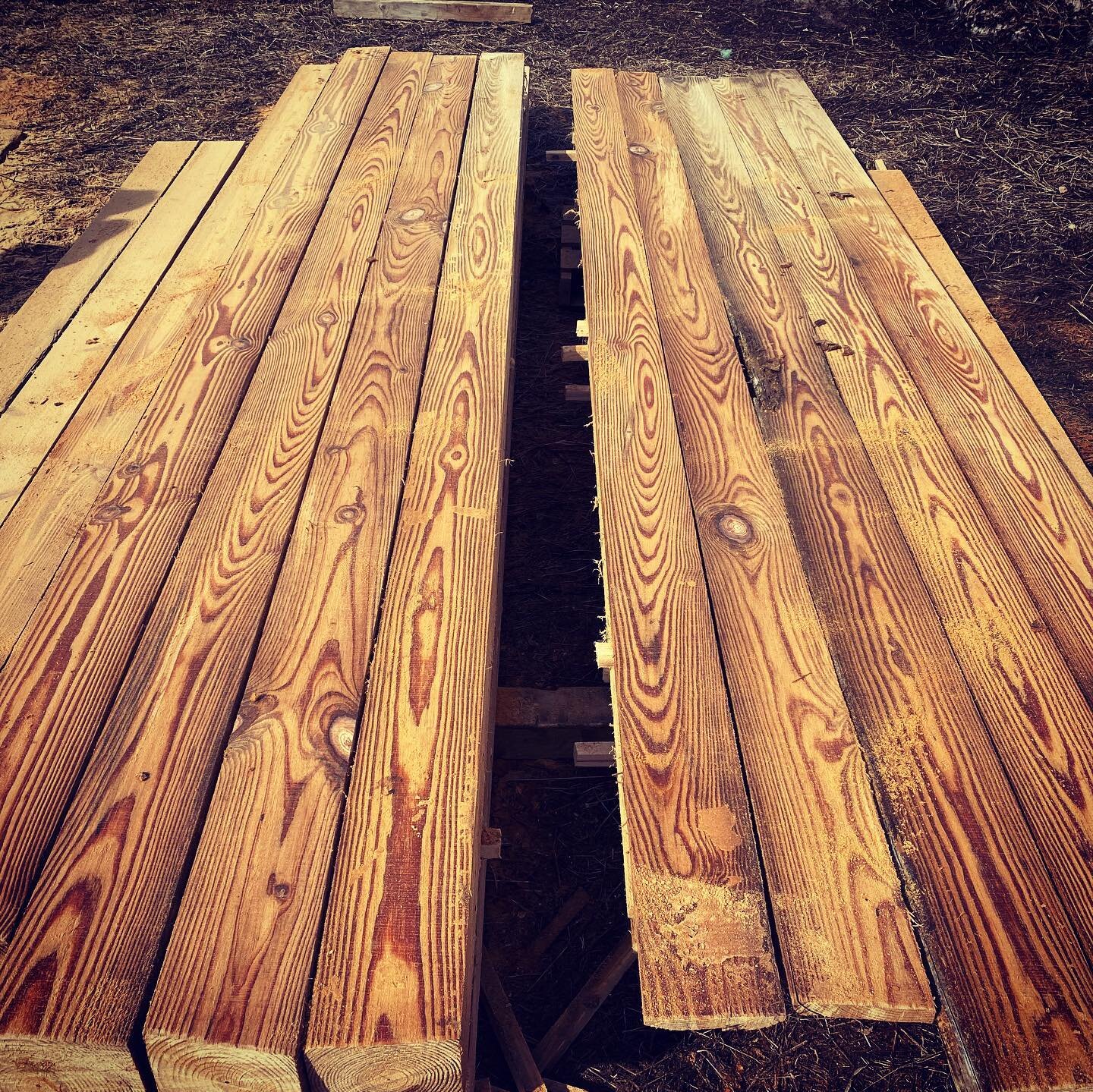 Pretty nice hydro poles. &bull;
&bull;
&bull;
&bull;
&bull;
#rusticfurniture #durhamwoodworking #kawarthalakescarpentry
 #woodworking #cedar #woodsiding #woodmizer #reclaimedwood #reclaimedwoodfurniture #woodprojects #carpentry #sawdust #durhamwoodwo