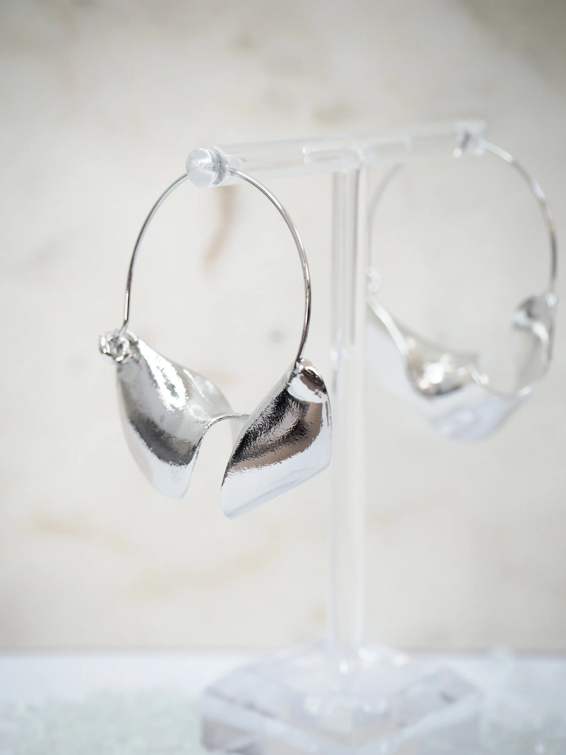 7A0B791D-231B-4EBD-9462-8D6FEF2B9BFB